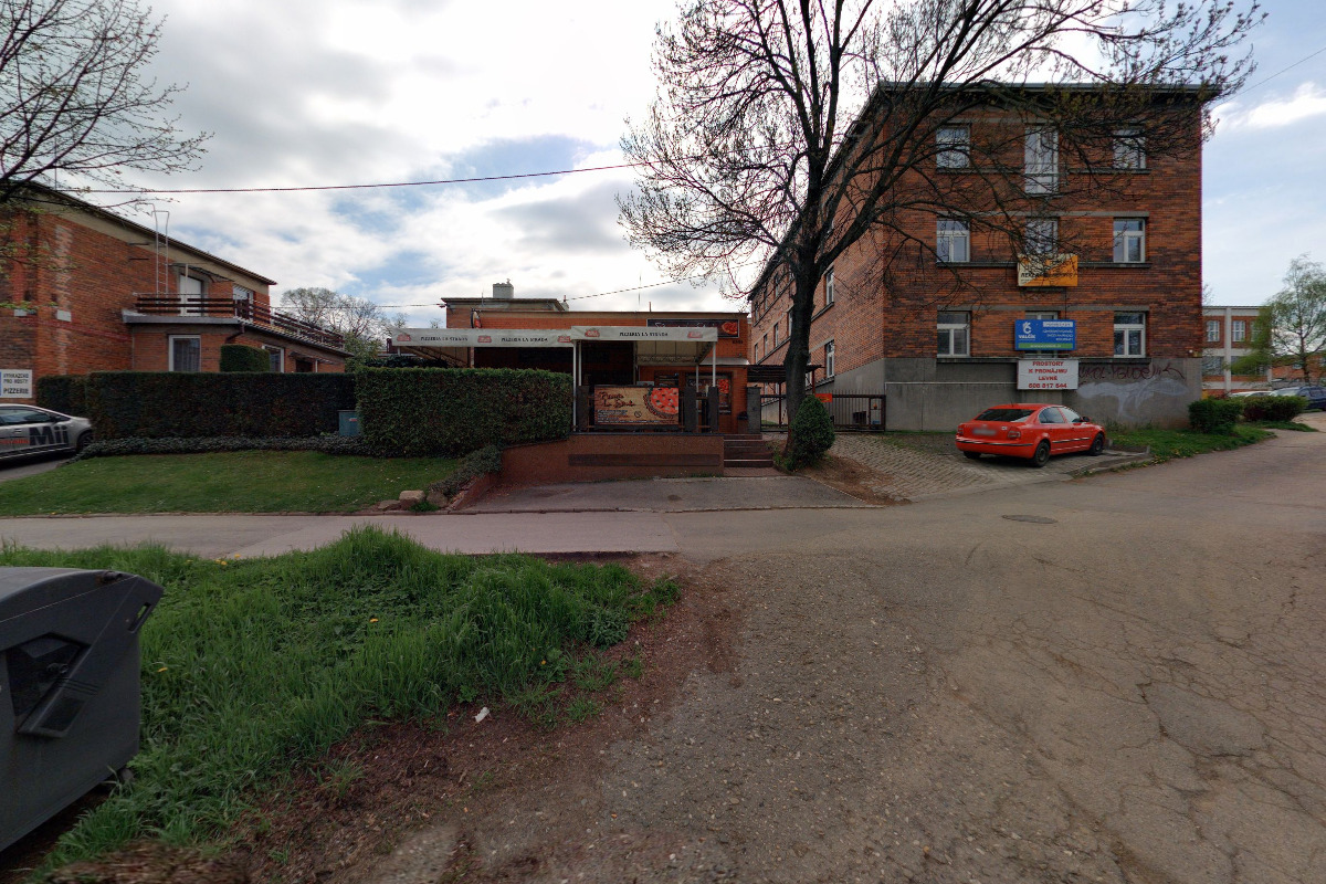 Pizzeria La Strada 1