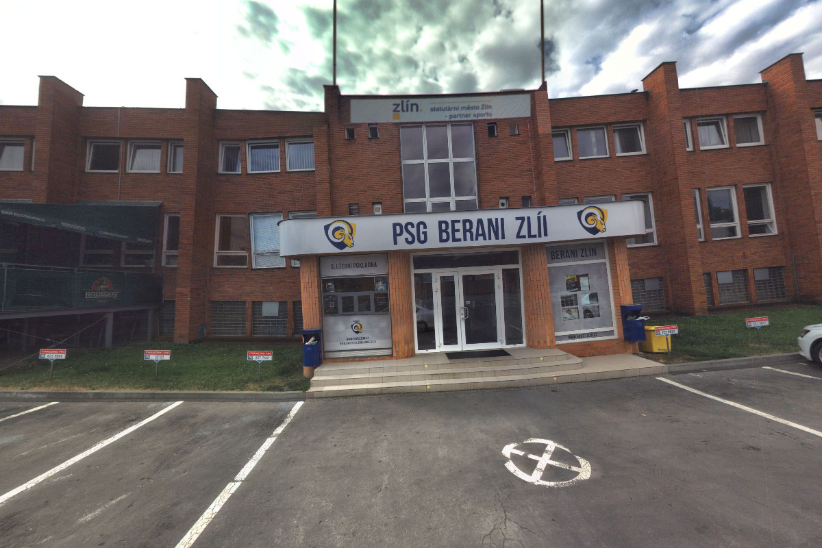 RI Okna Berani Zlín foto 2