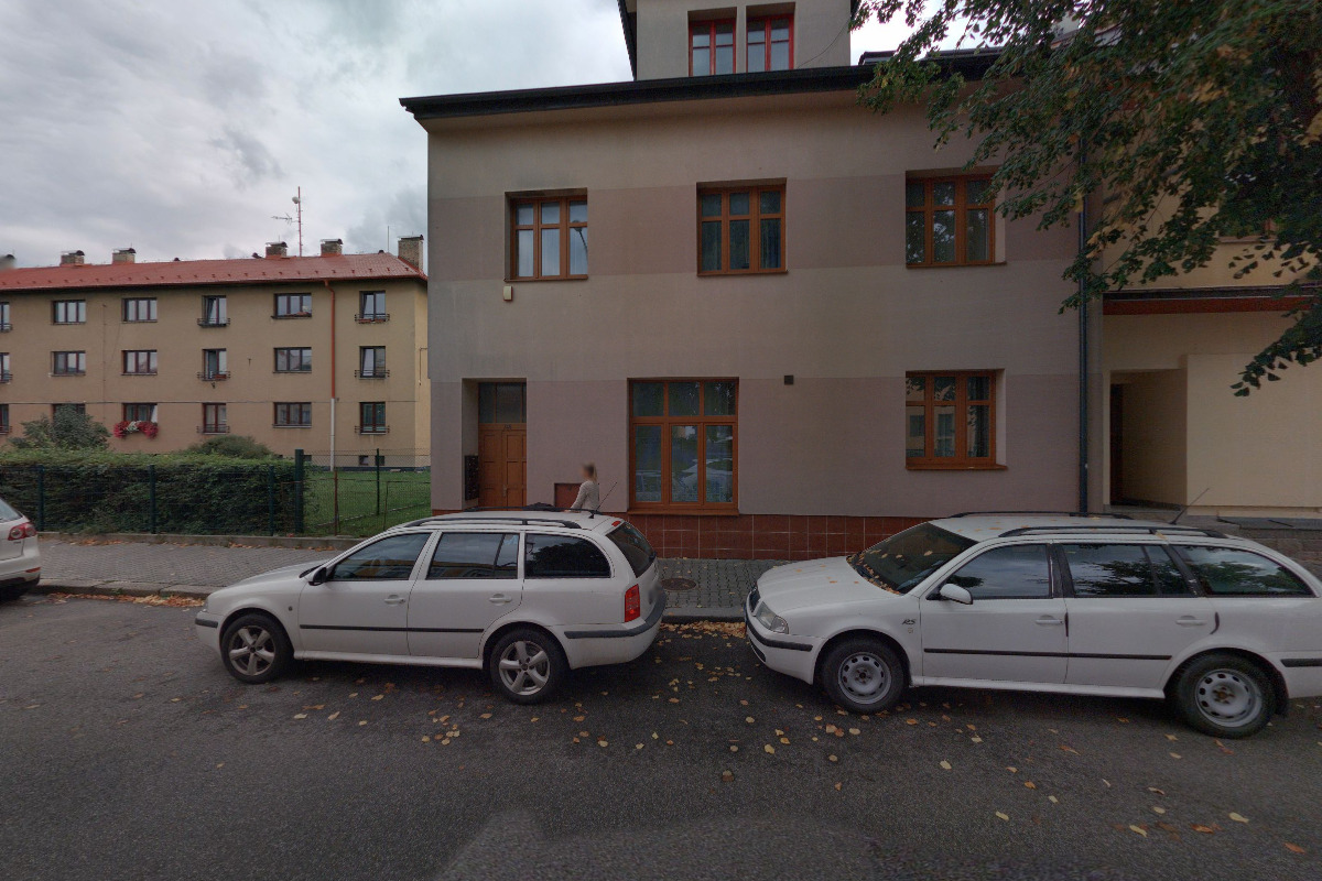 Radek Mikule - KÁMEN ŠPERK