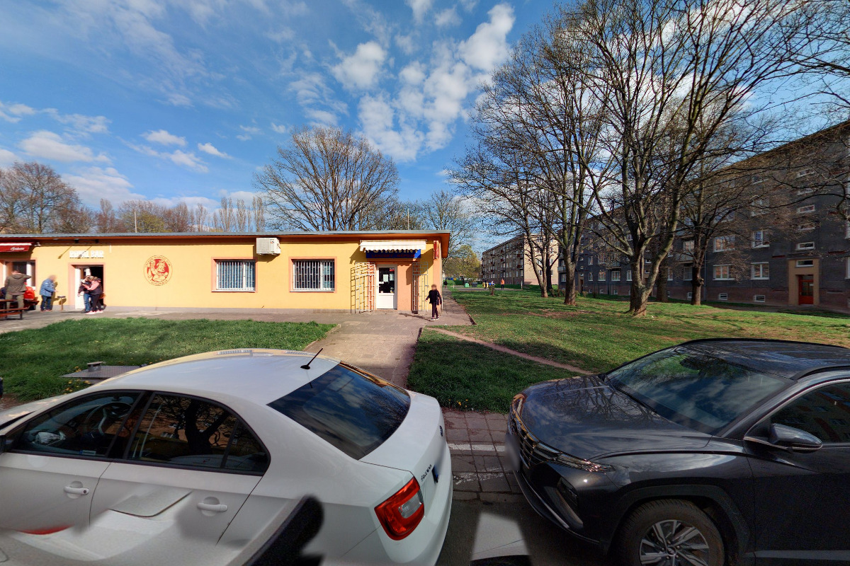 Potraviny Hutnická 1451/3a