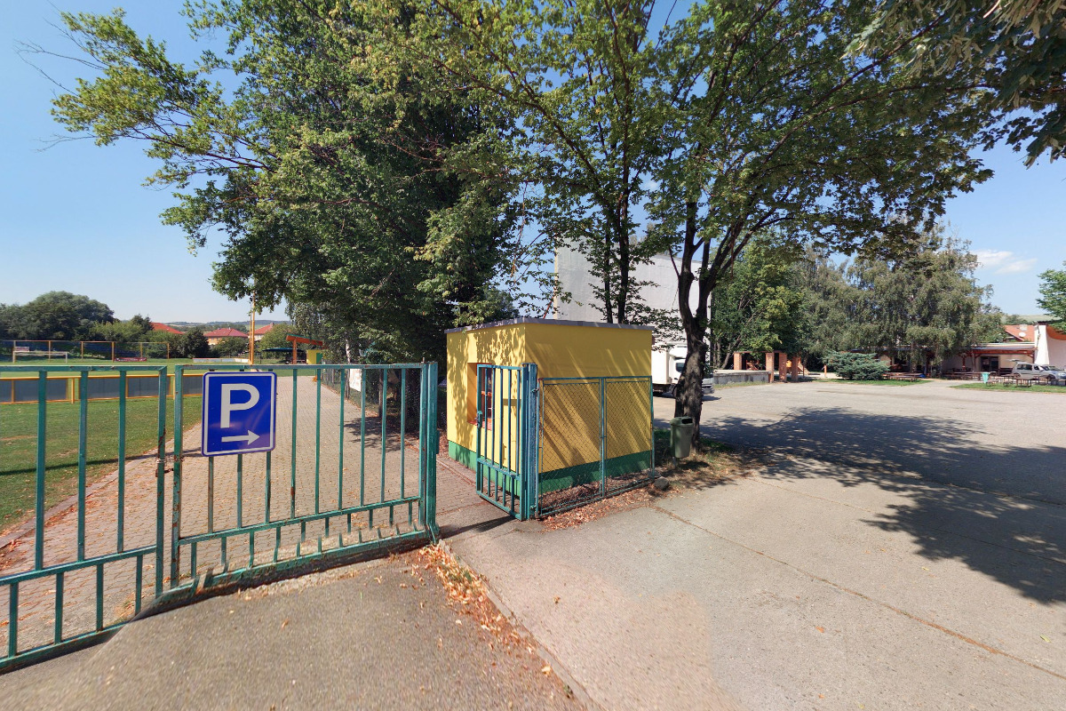 Občerstvení u hřiště foto 1