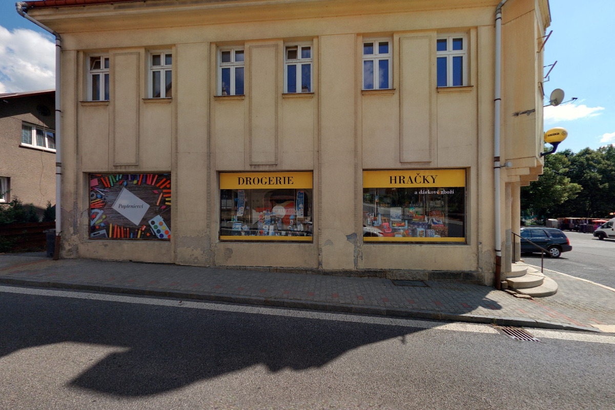 Krámek na rohu foto 2