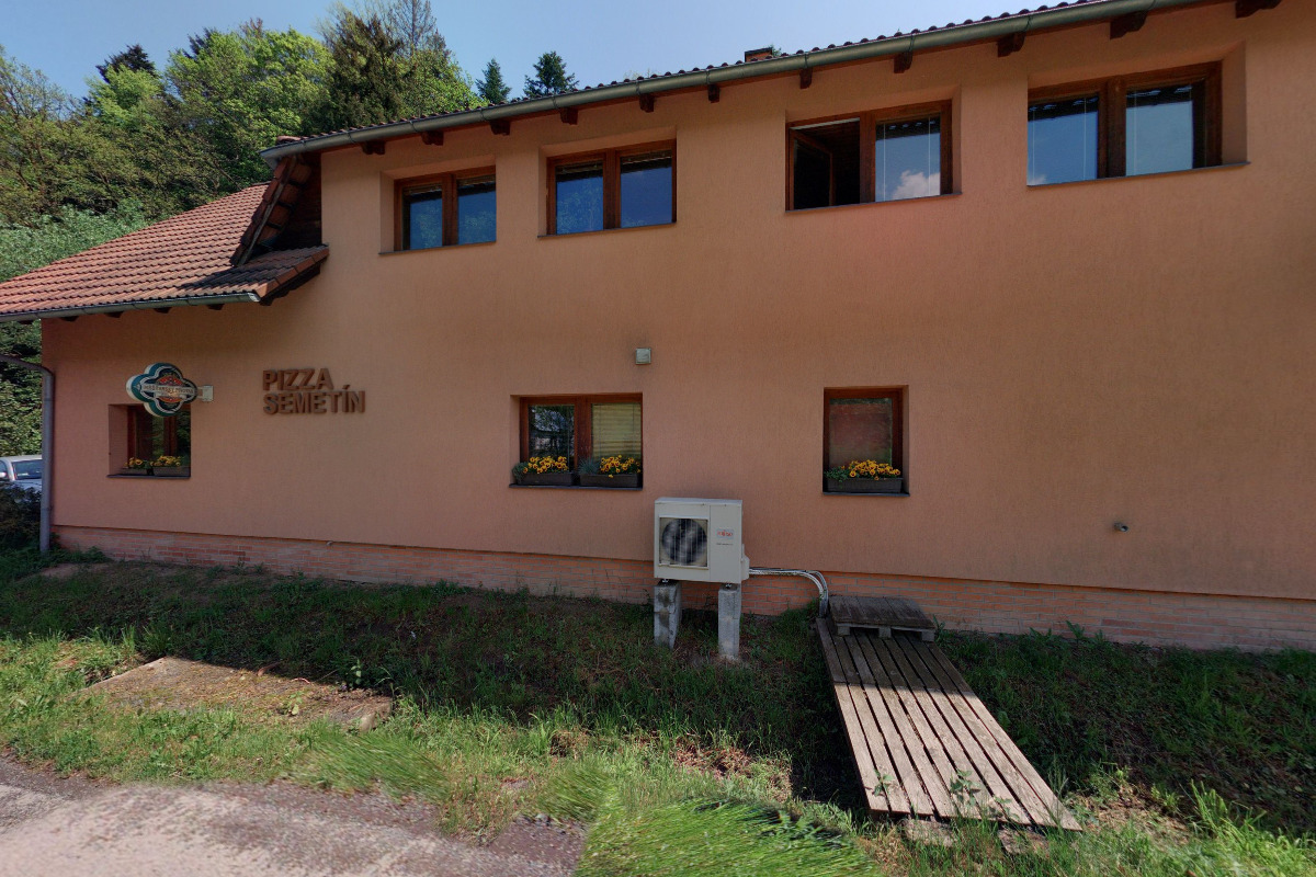Pizza Semetín foto 4
