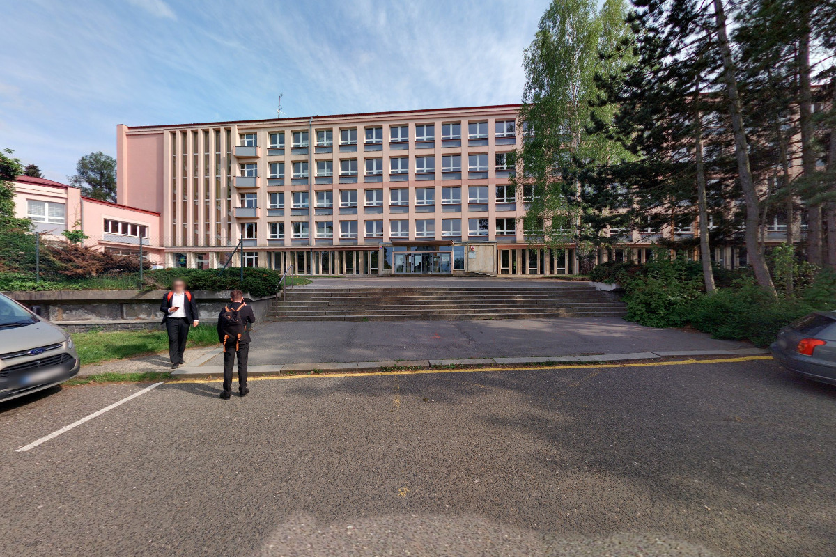 Střední pedagogická škola, gymnázium a vyšší odborná škola Karlovy Vary