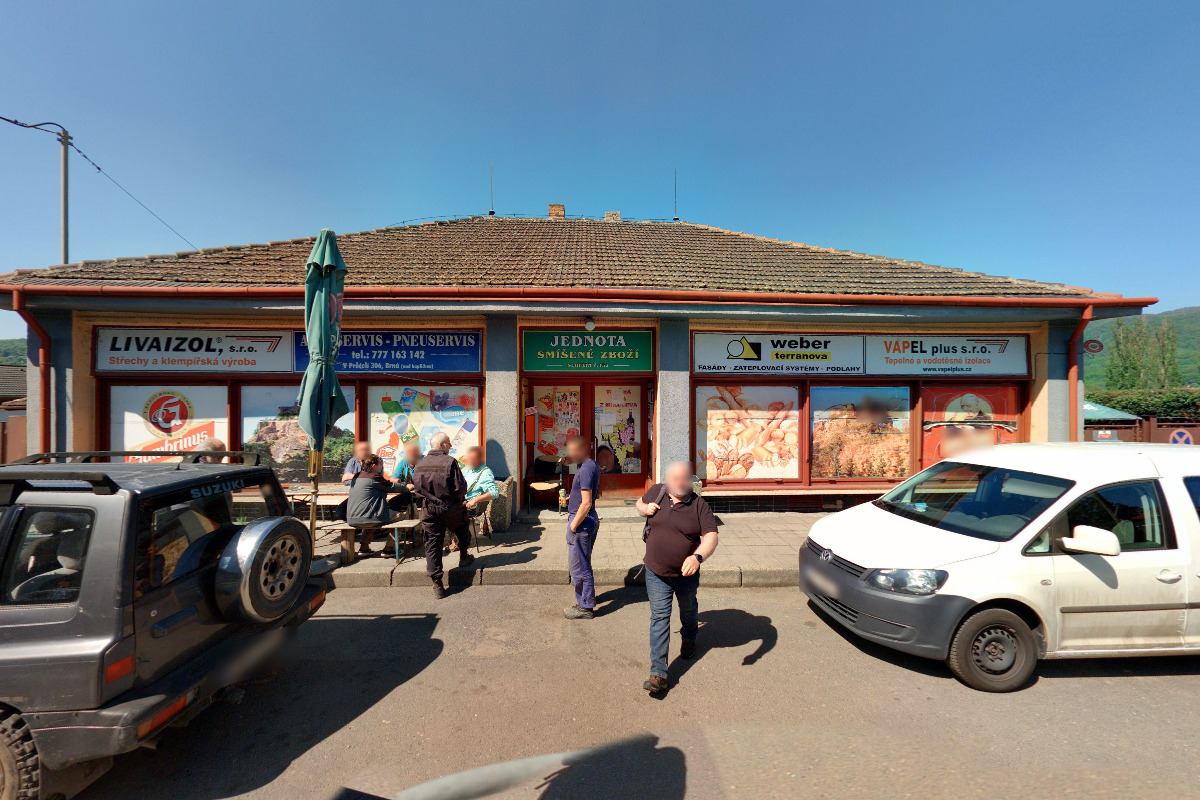 Potraviny Sebuzín 152 foto 3