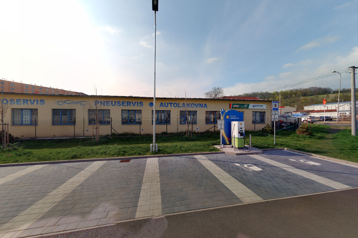 Nabíjecí stanice Lidl