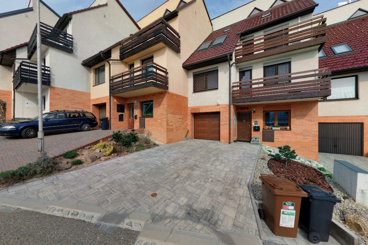 Stavební a investorské noviny foto 2