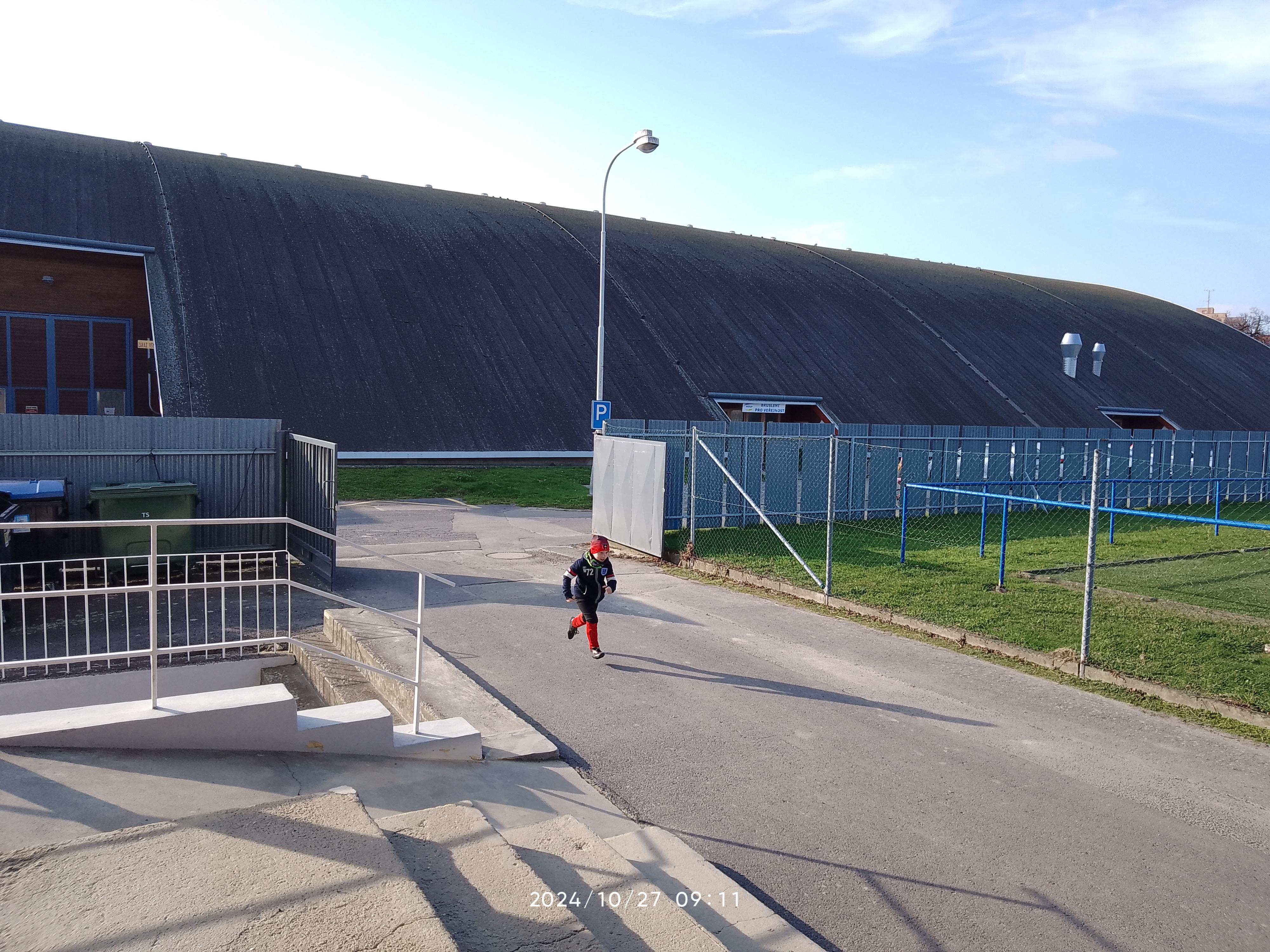 Technické služby Krnov - Fotbalový stadion foto 4