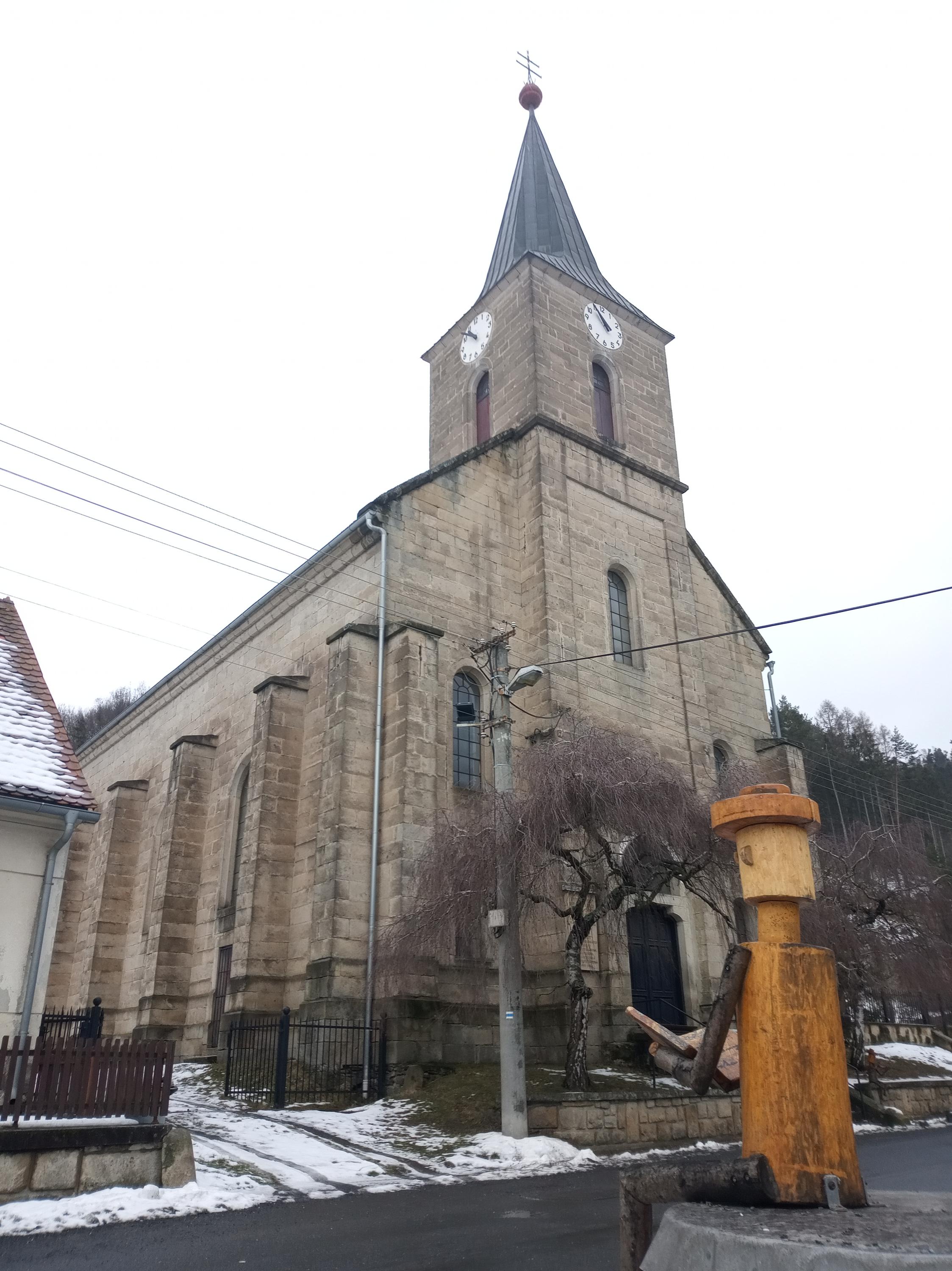 Rusava - obecní úřad foto 4