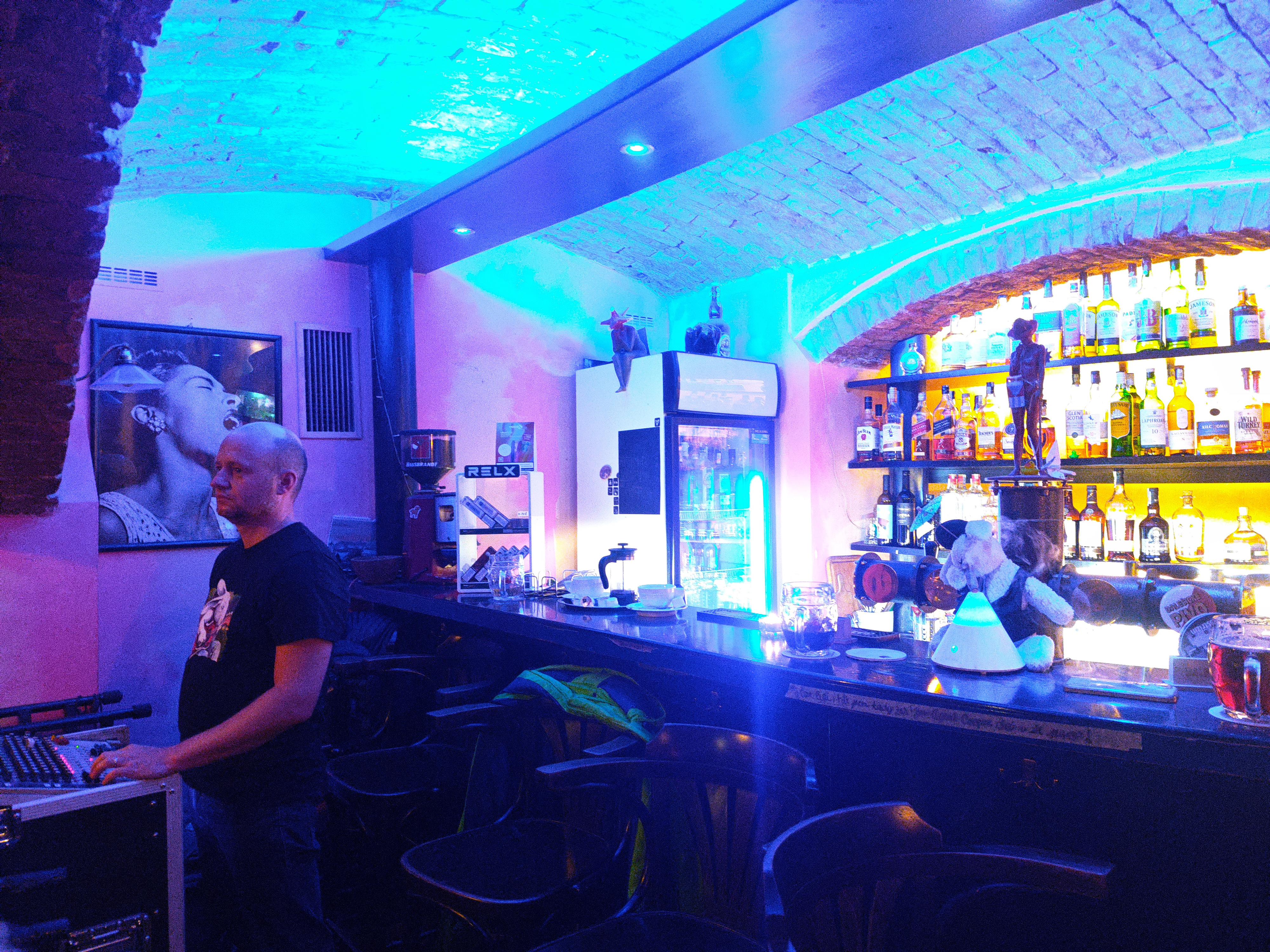 U kouřícího králíka