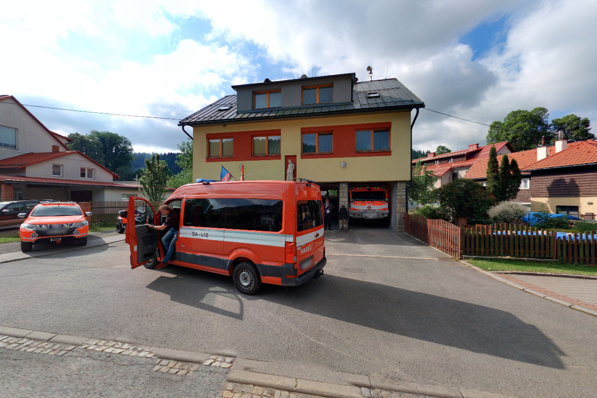 SDH Velké Karlovice U kostela foto 3