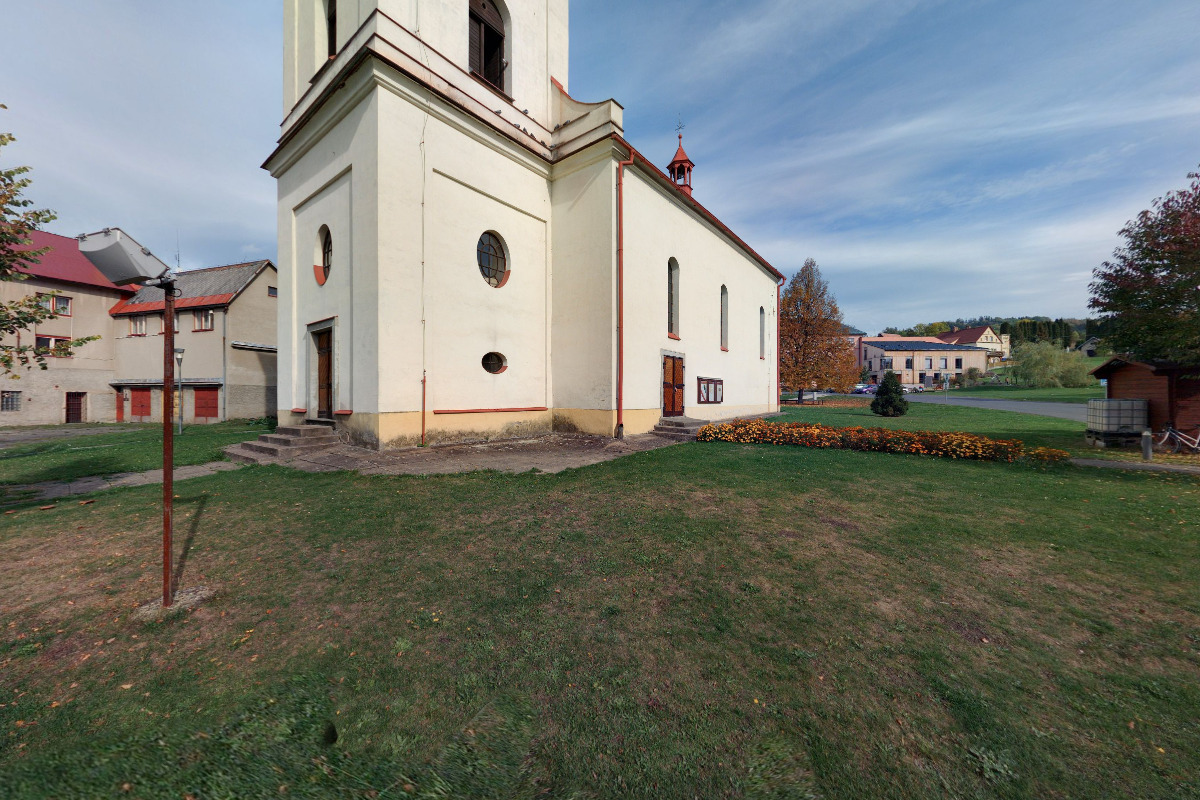 Římskokatolická farnost Poniklá