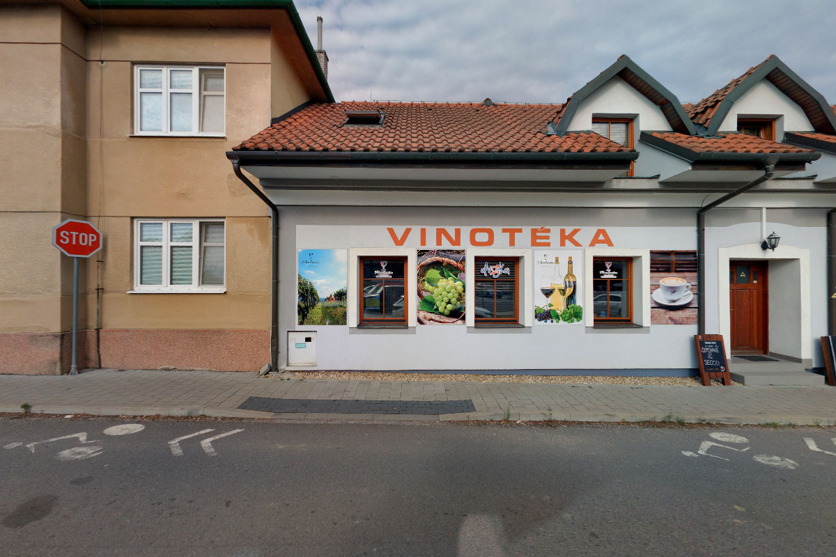 Vinoteka kavárna dv2jka