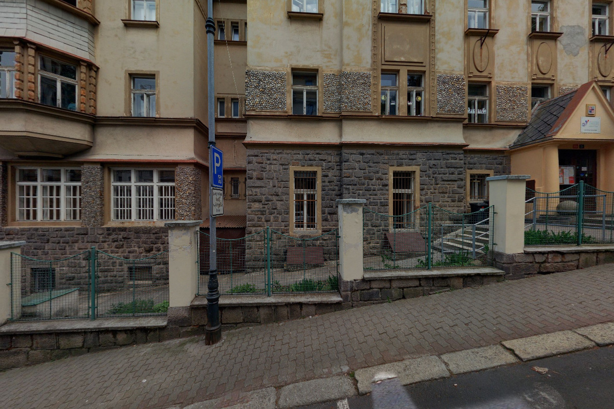ZŠ a střední škola Karlovy Vary foto 2
