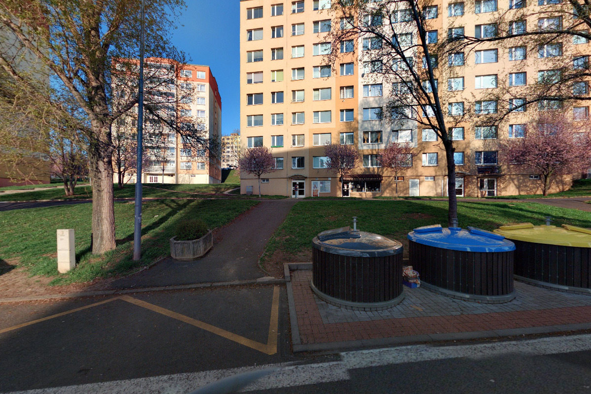 Easy Nails - Pedikúra- Manikúra