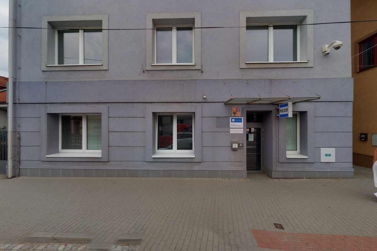 Policie ČR - Obvodní oddělení Valašské Klobouky foto 3
