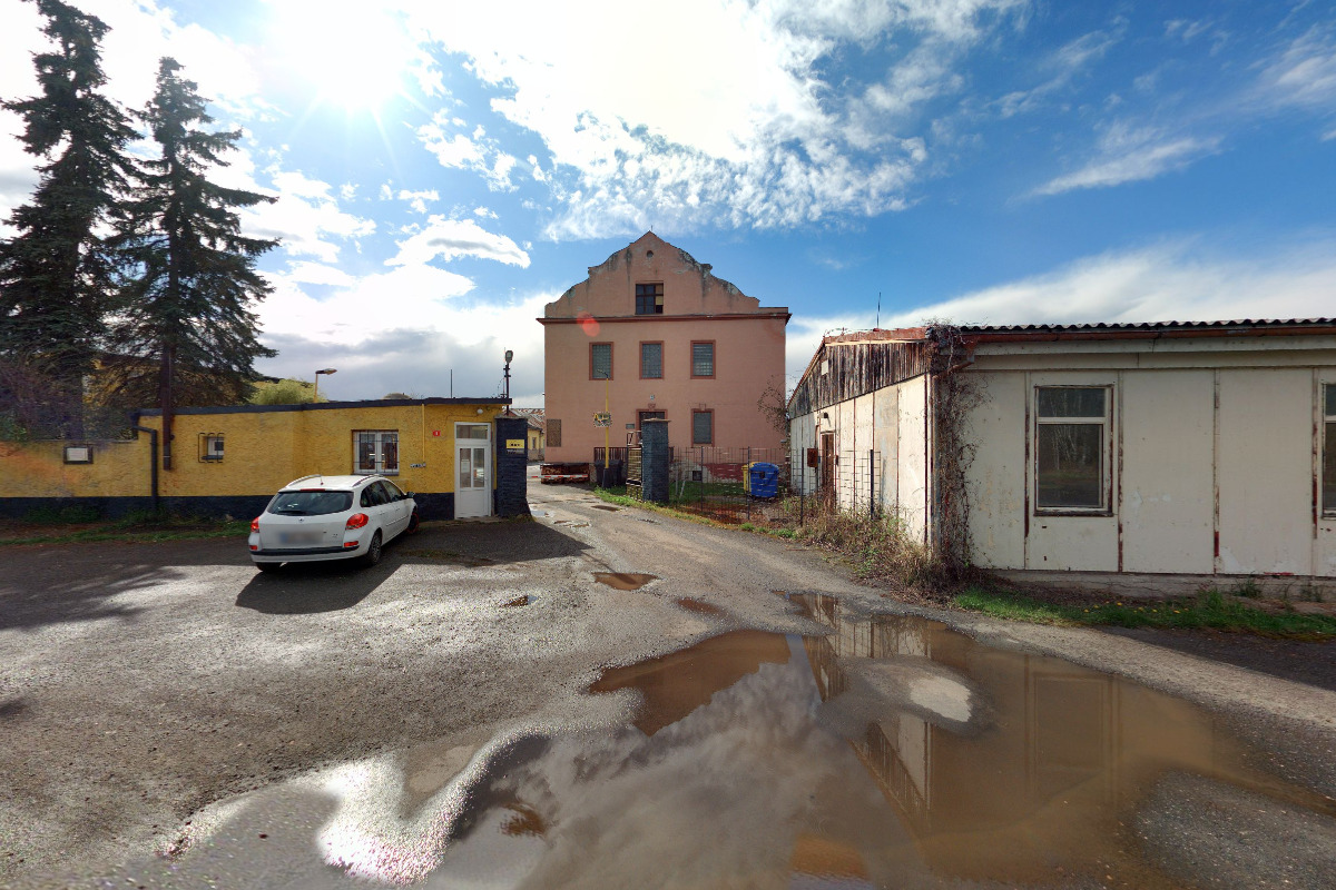 TOPTE DŘEVEM, s.r.o.