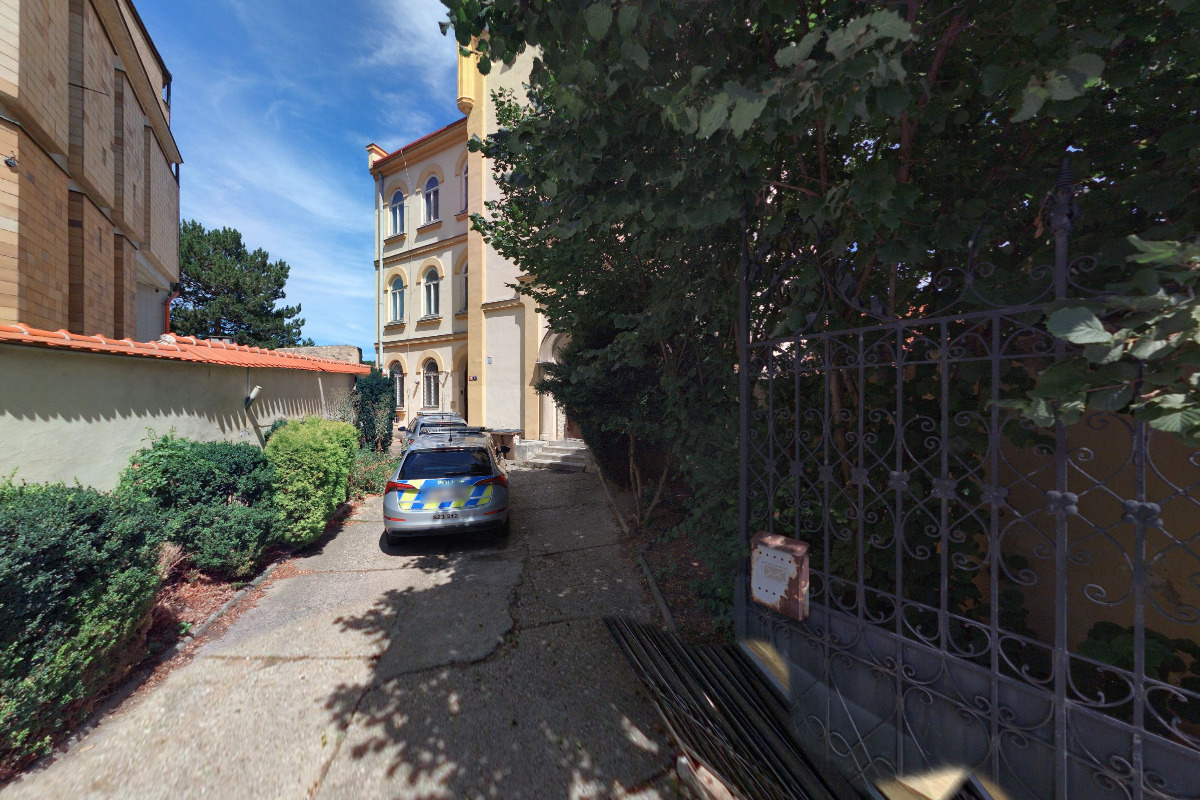 Policie ČR - Obvodní oddělení Slaný foto 4