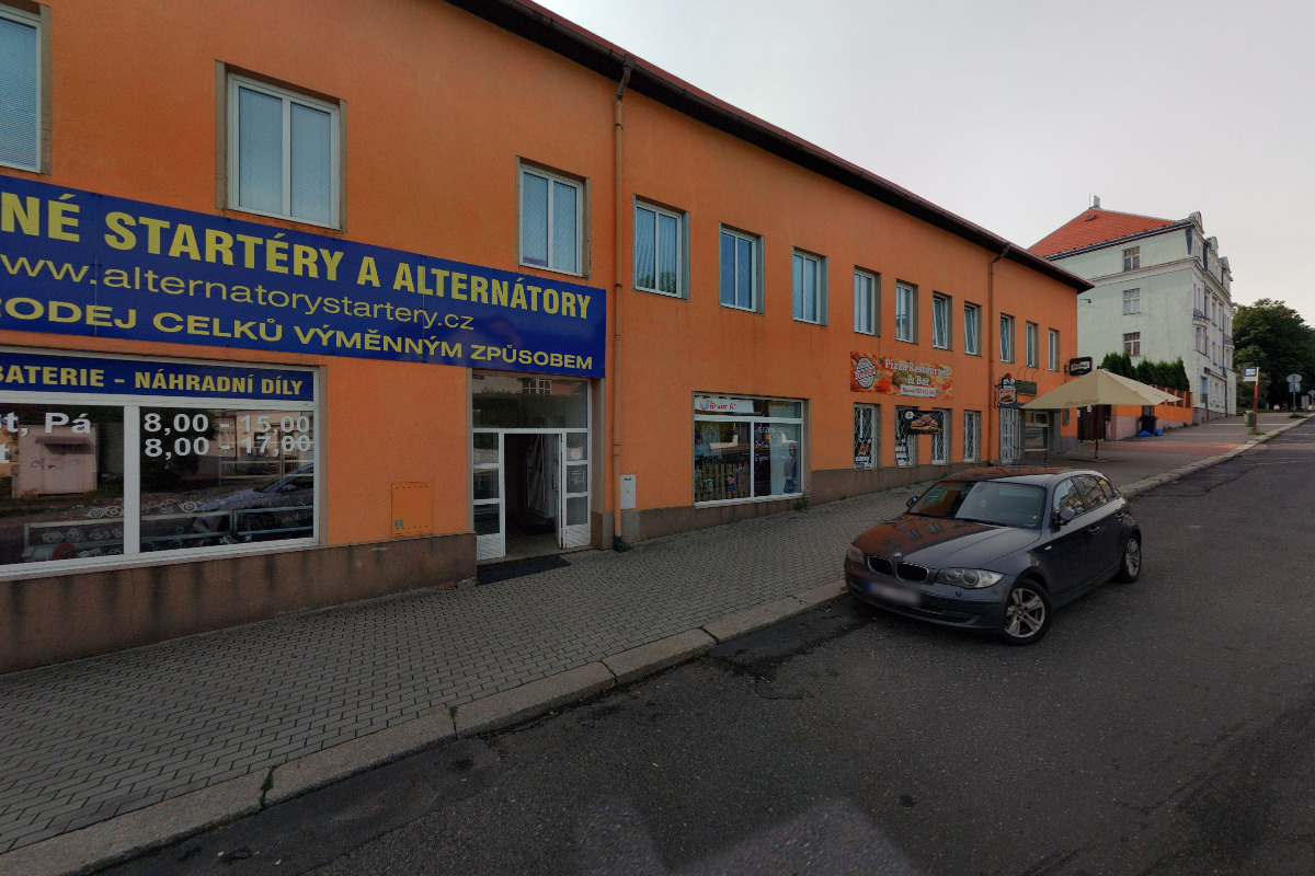 PIT Stop Pizza Restaurant & Bar