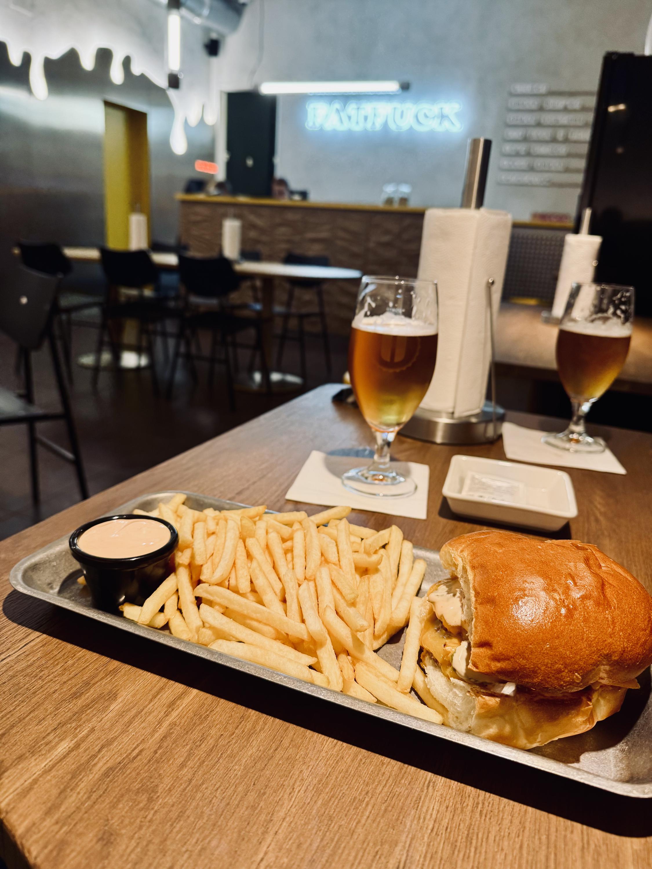 FATFUCK smash burgers foto 3