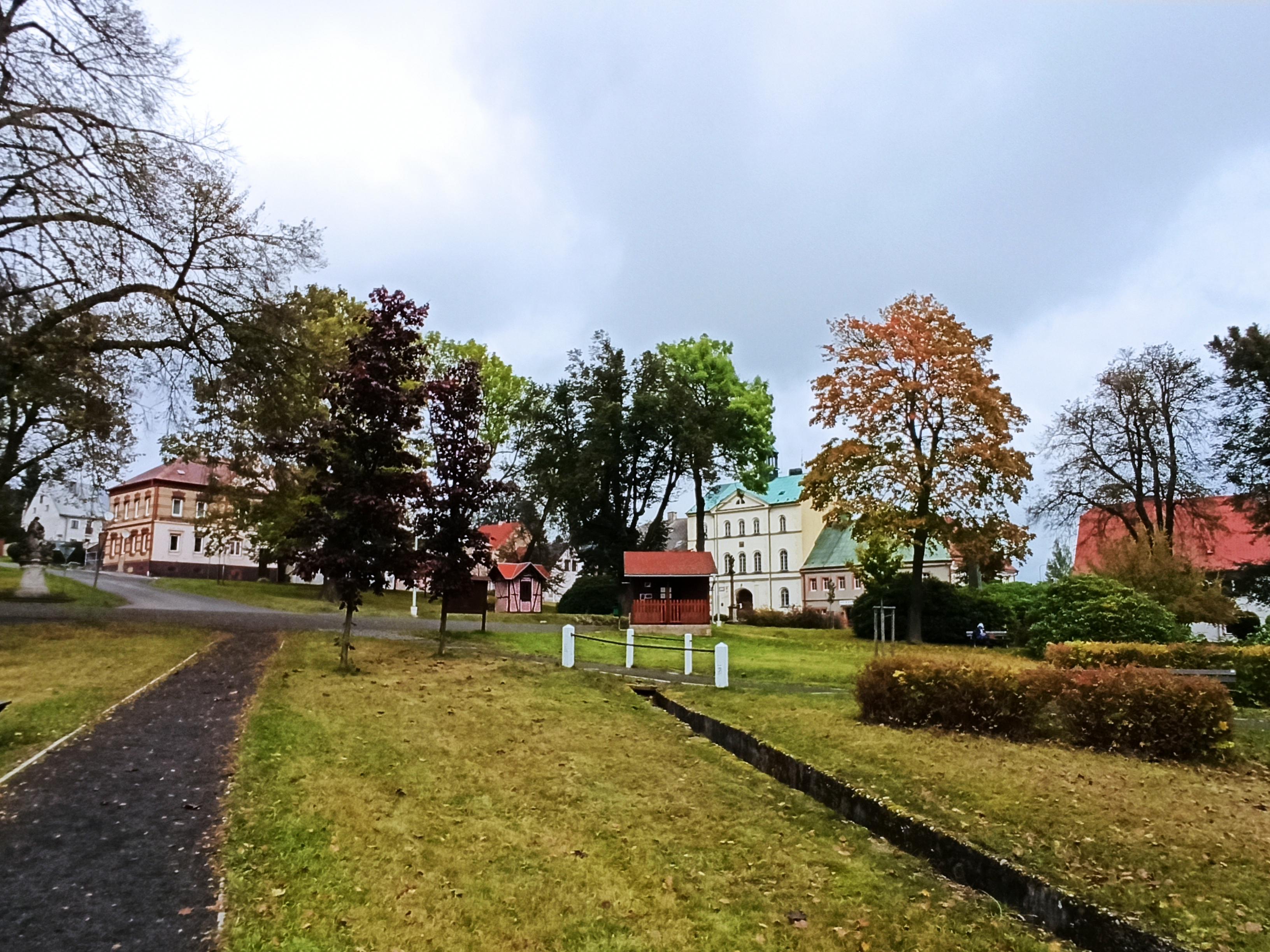 Výsluní - městský úřad foto 4