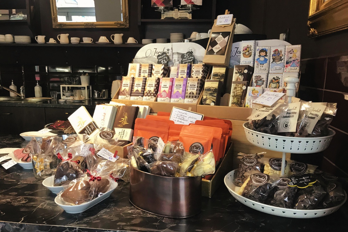 Čokoládovna Jordan - Prodejna a kavárna foto 2