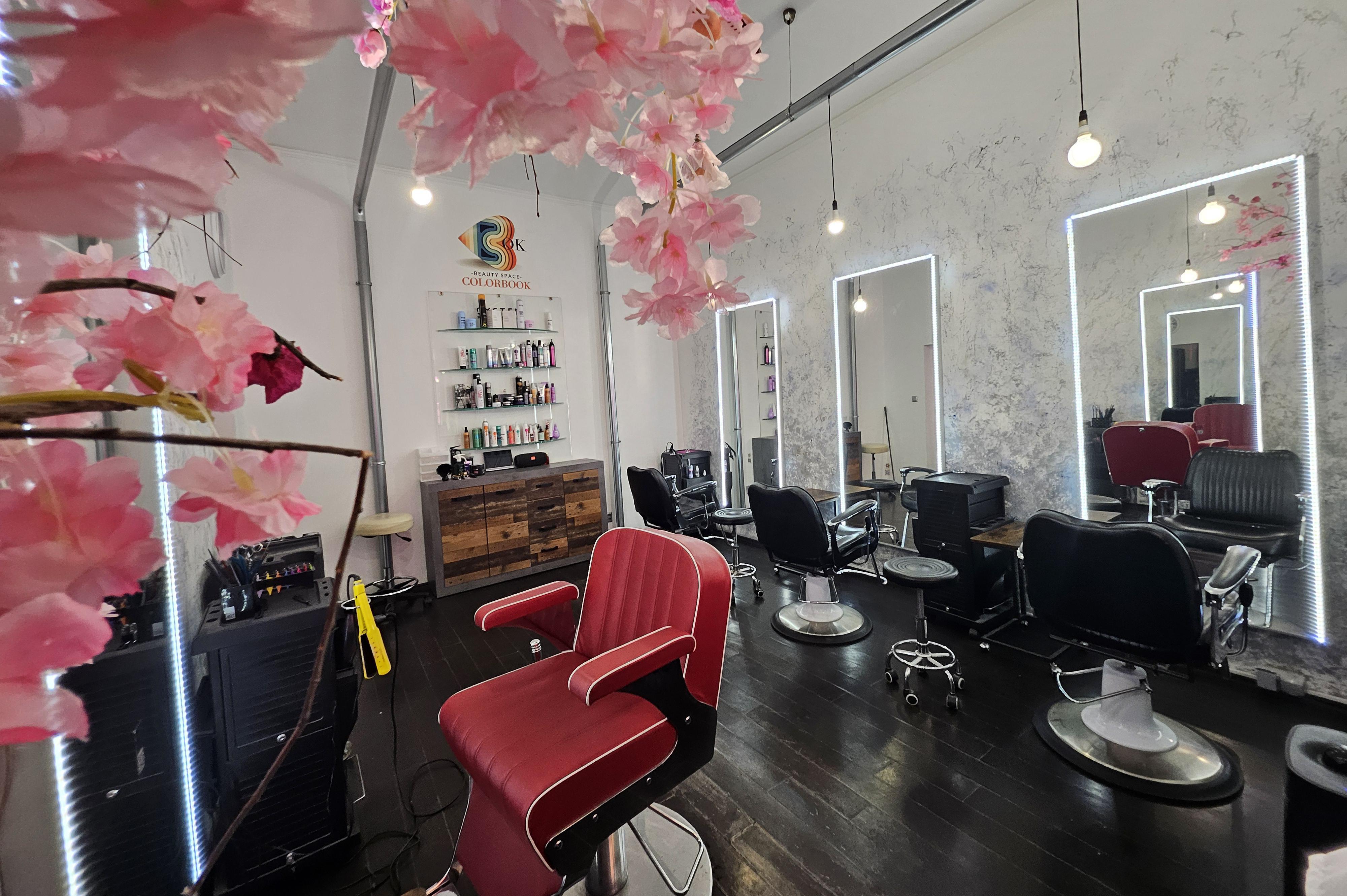 Beauty salon Colorbook