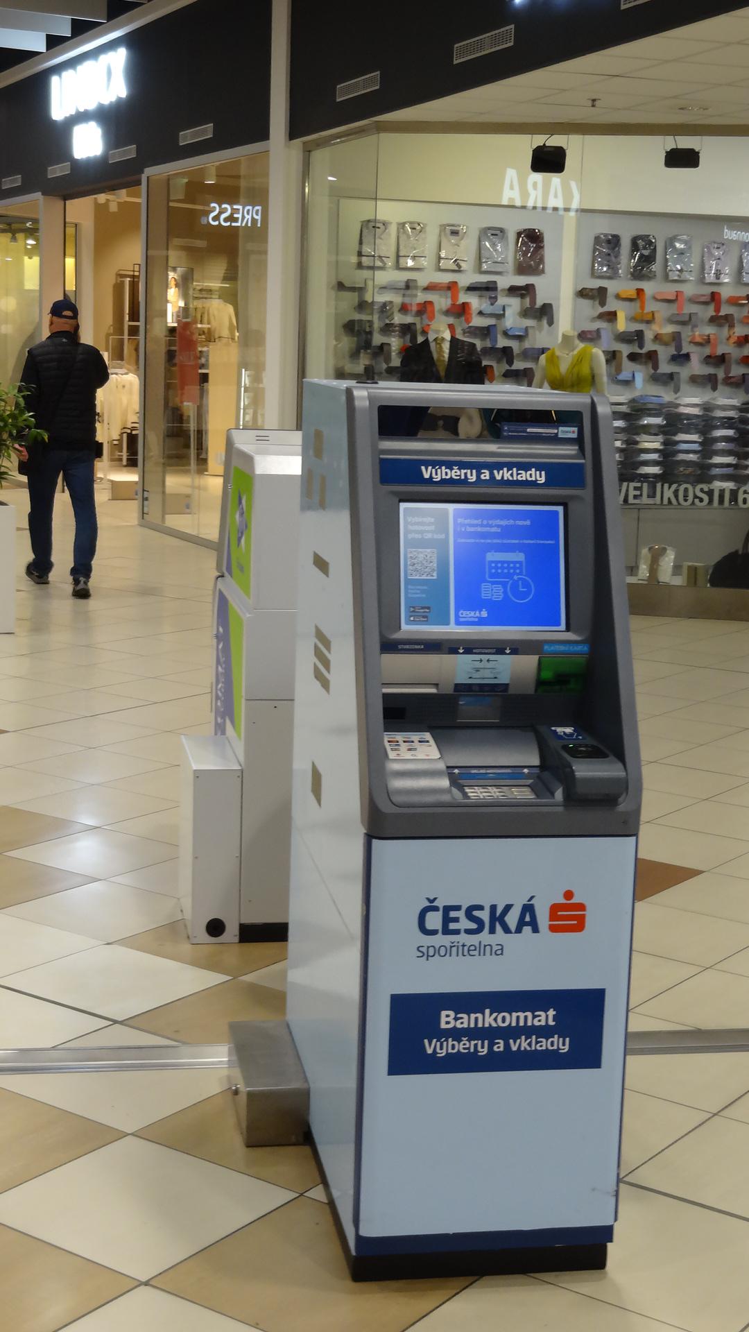 Bankomat České spořitelny foto 3