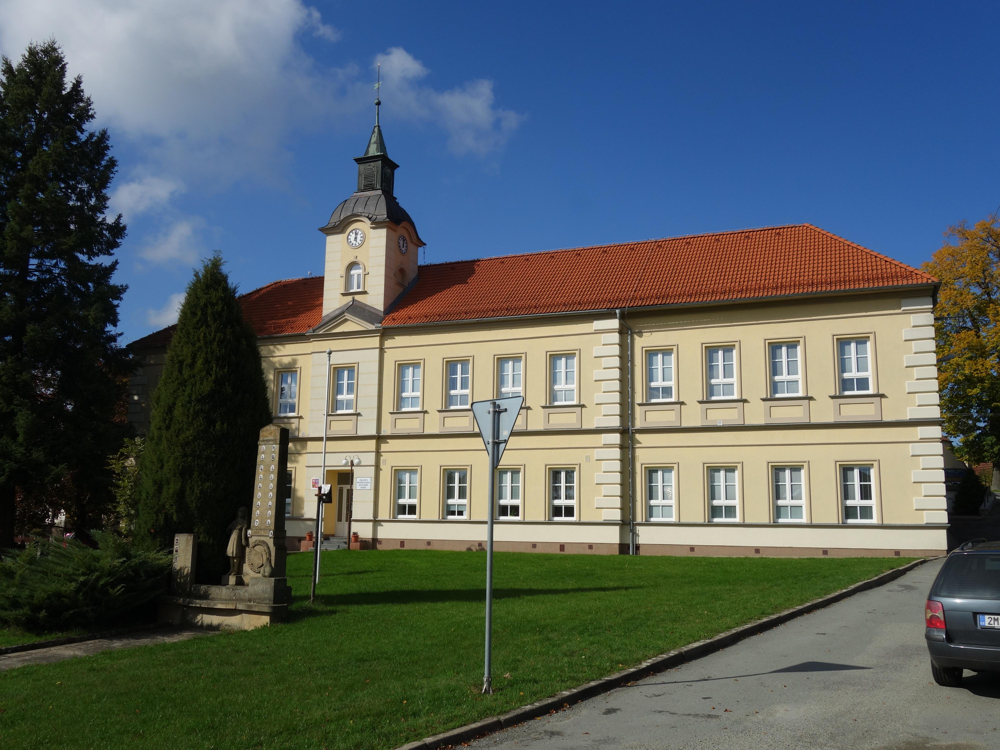ZŠ a MŠ Hugo Sáňky, Rudice foto 3