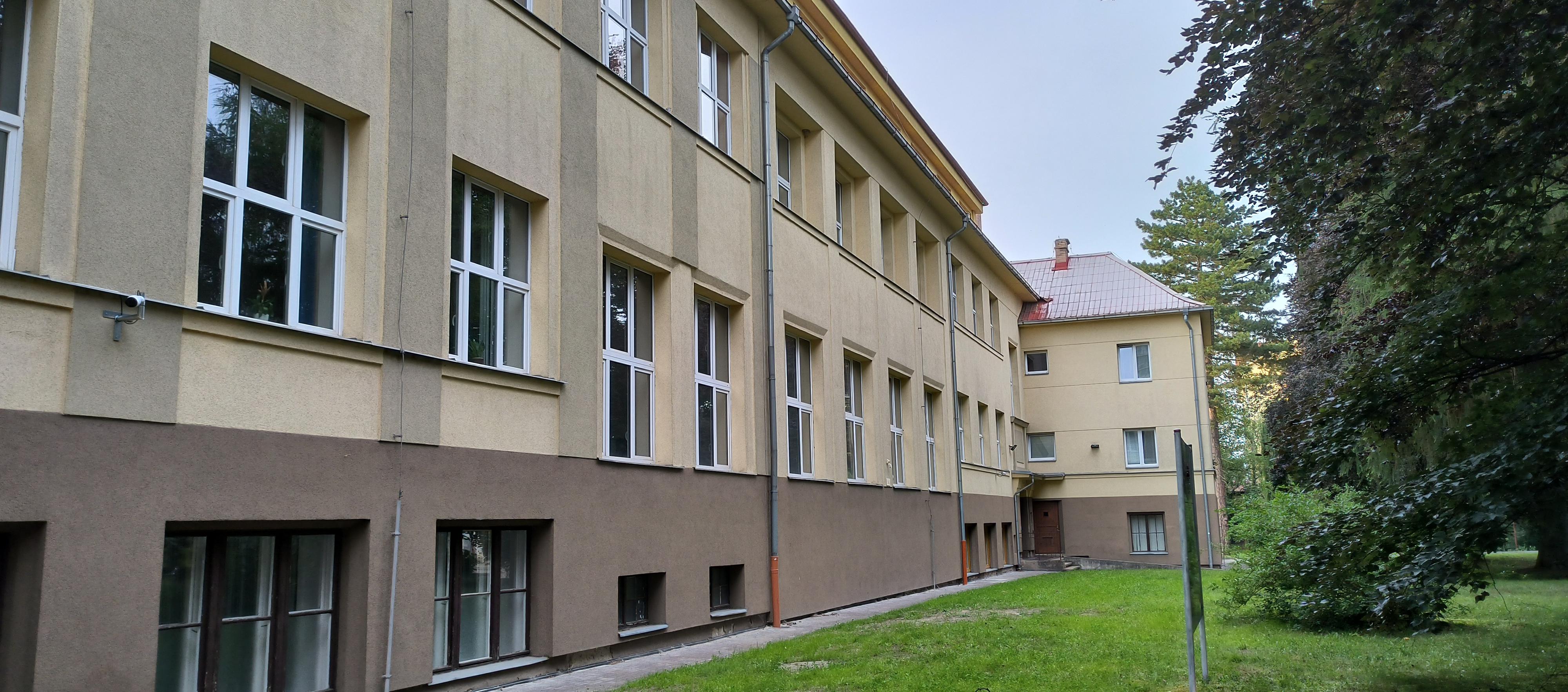 Gymnázium Neratovice foto 4