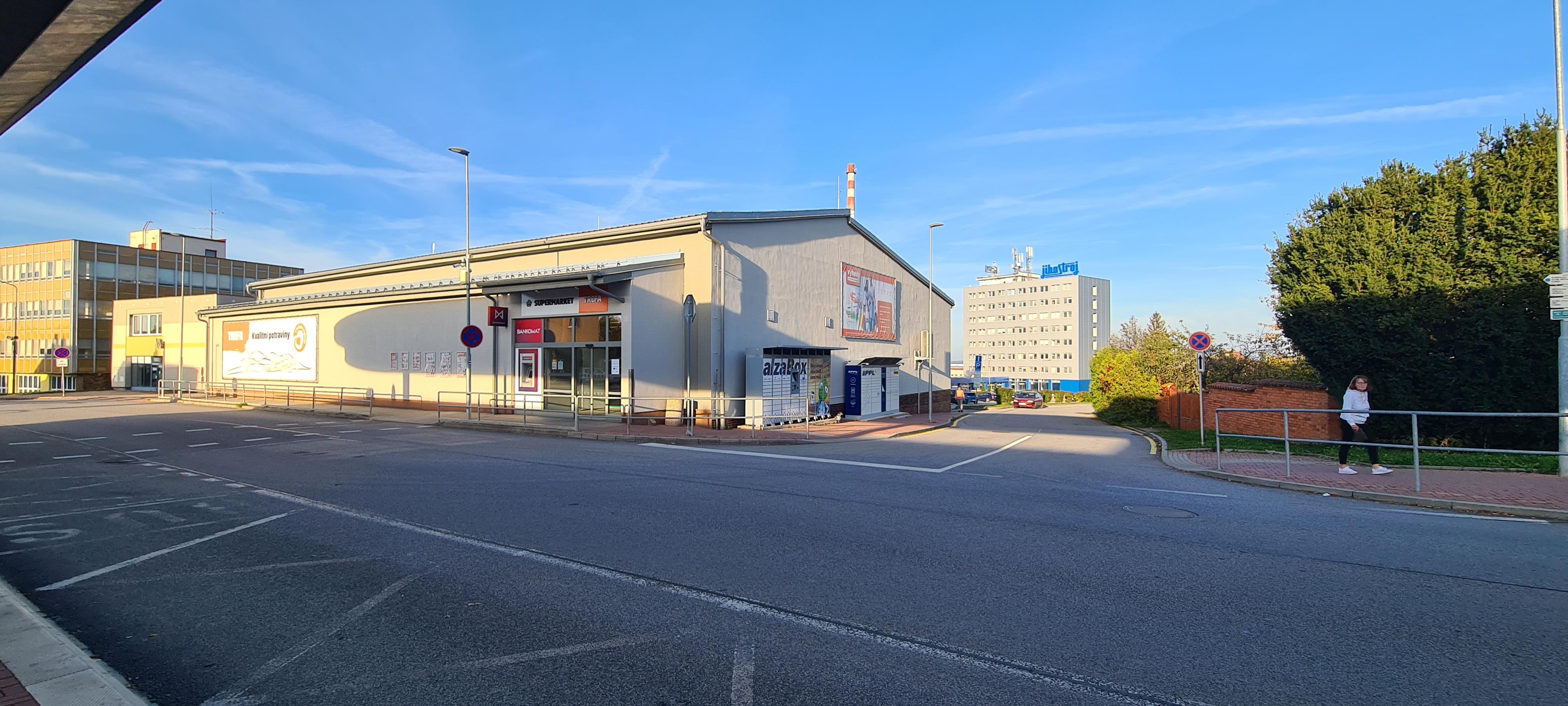 Supermarket Trefa foto 2