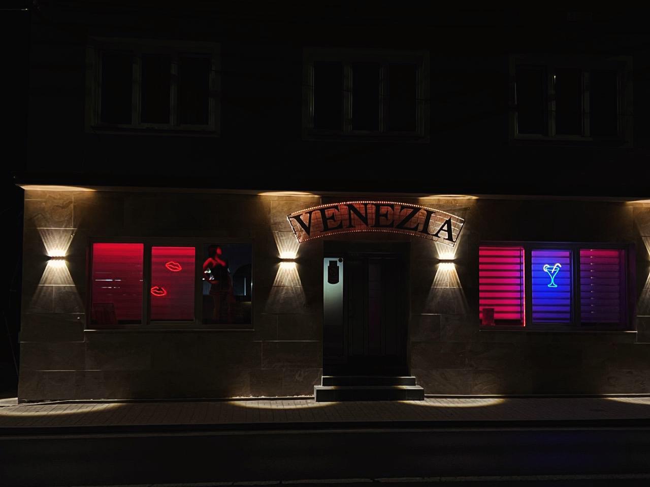 Night Club & Bar Venezia foto 4