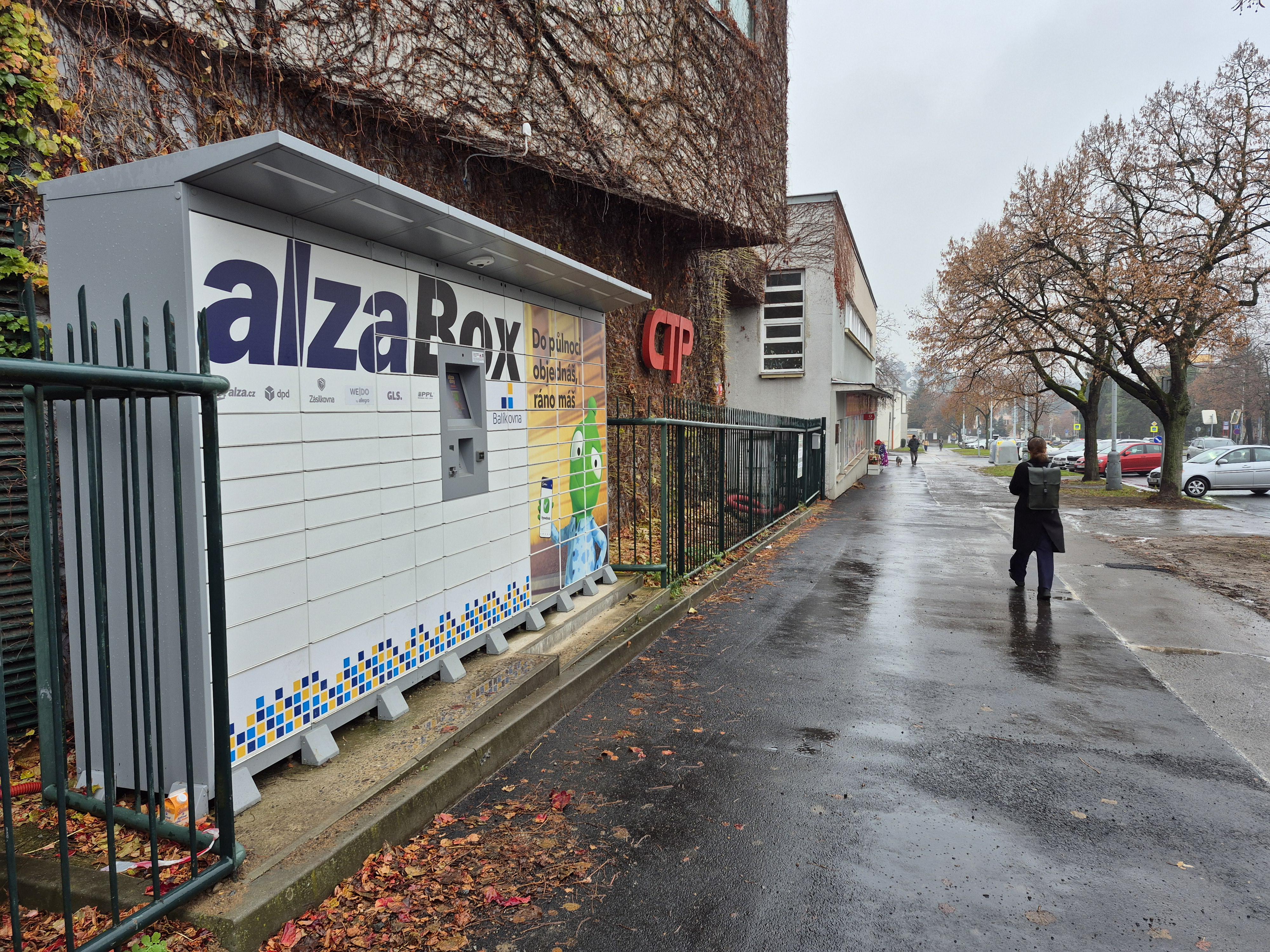 AlzaBox foto 2