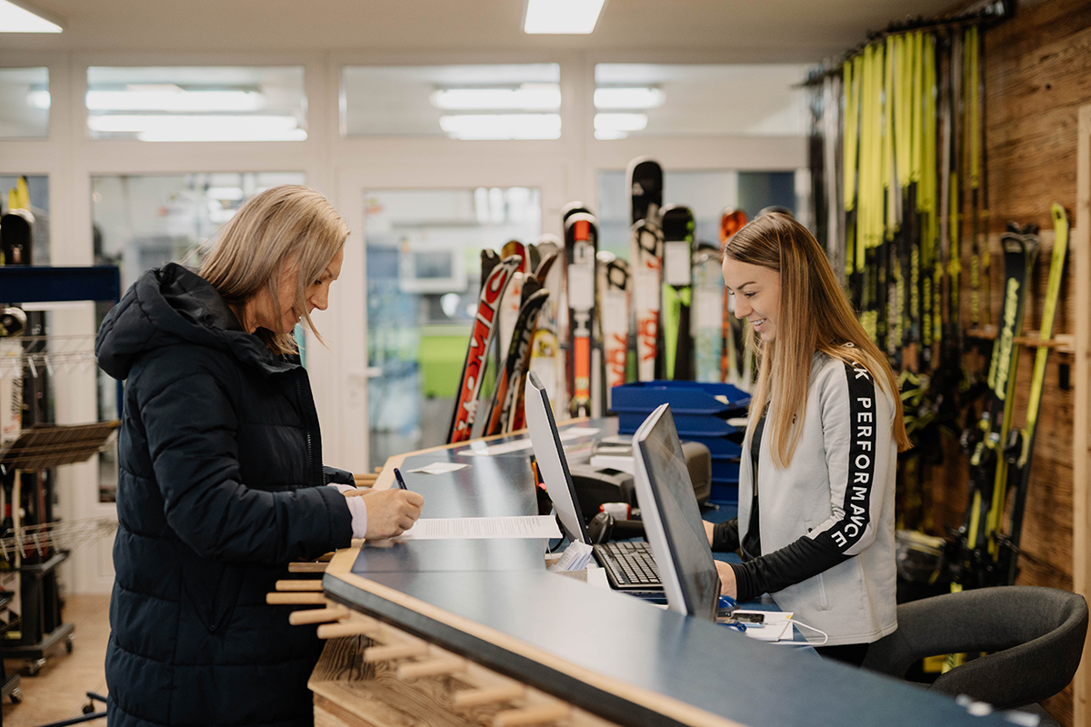 Fischer Shop - Ski servis a půjčovna