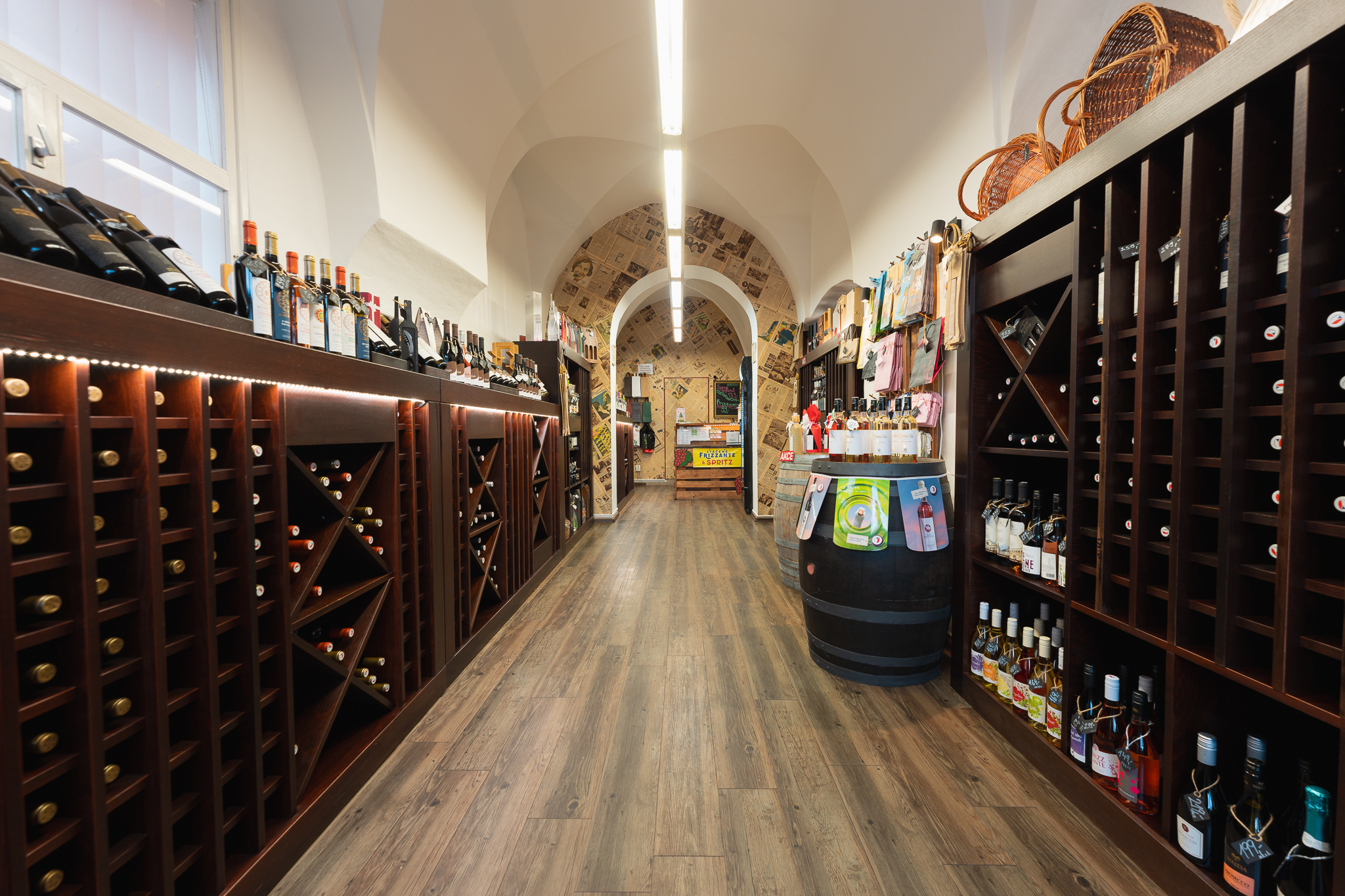 Veselá Vinotéka foto 2