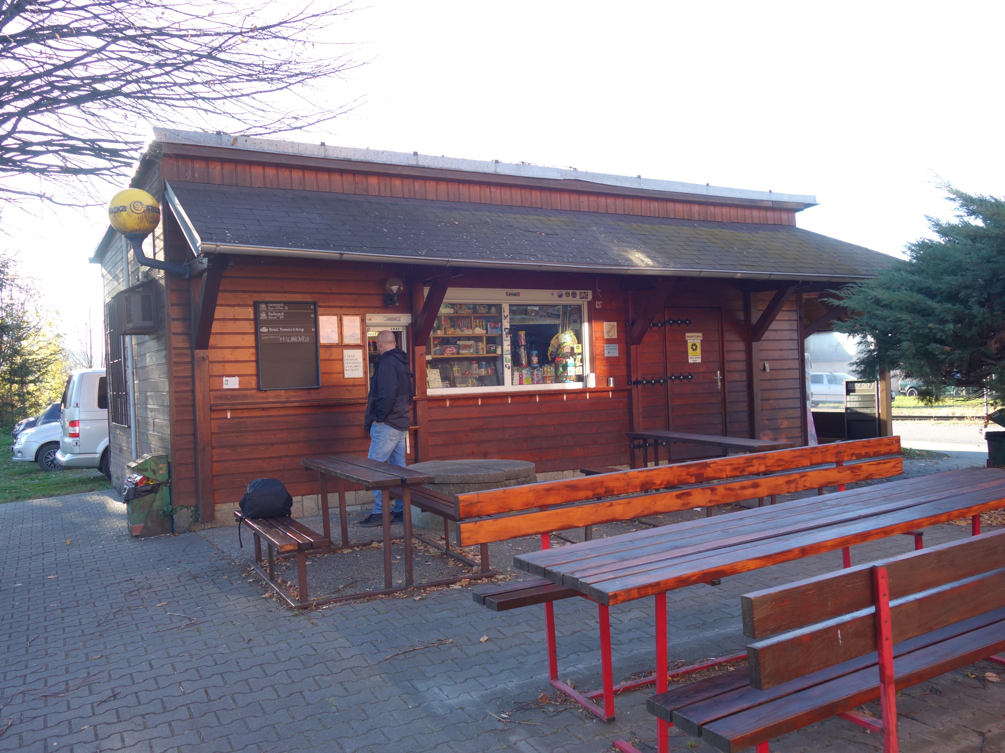 Občerstvení Na nádraží foto 2