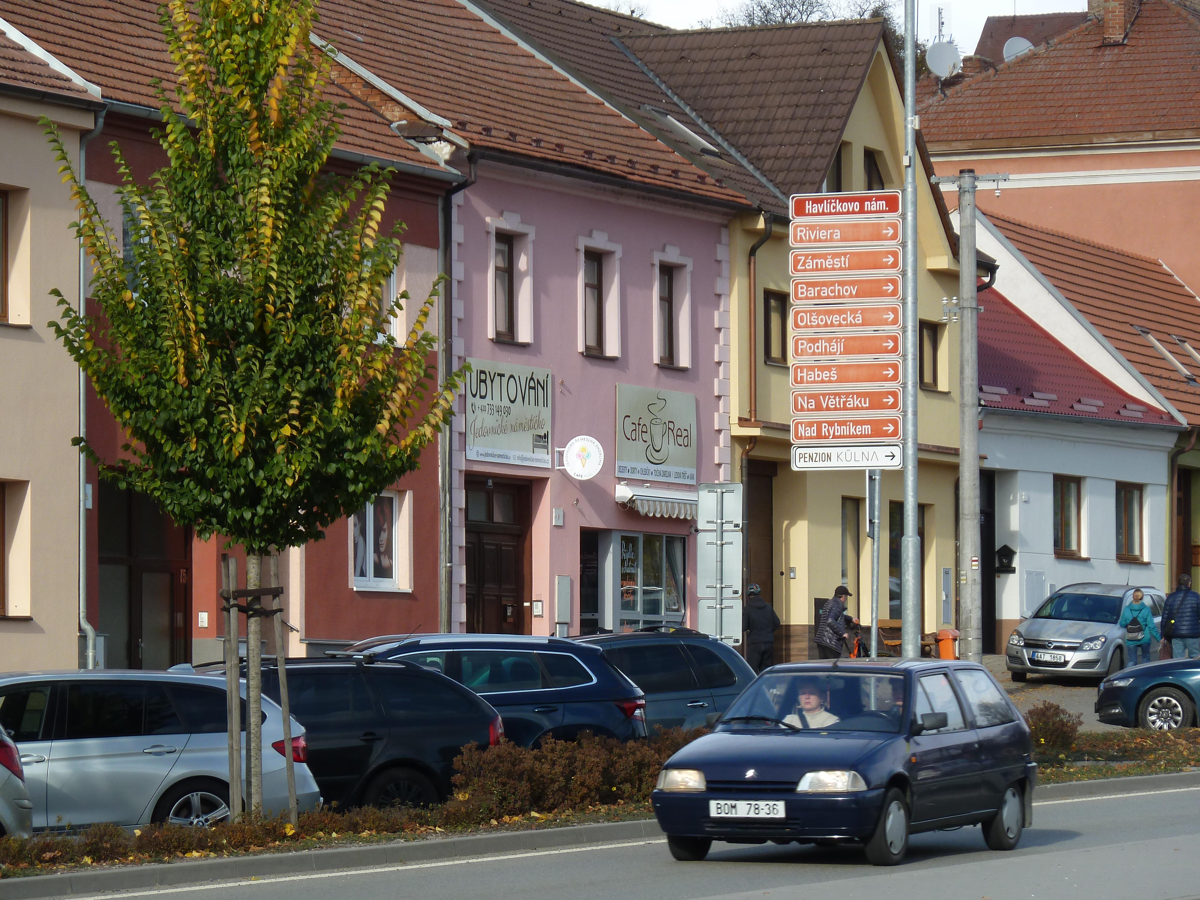 Jedovnické Náměstíčko foto 5