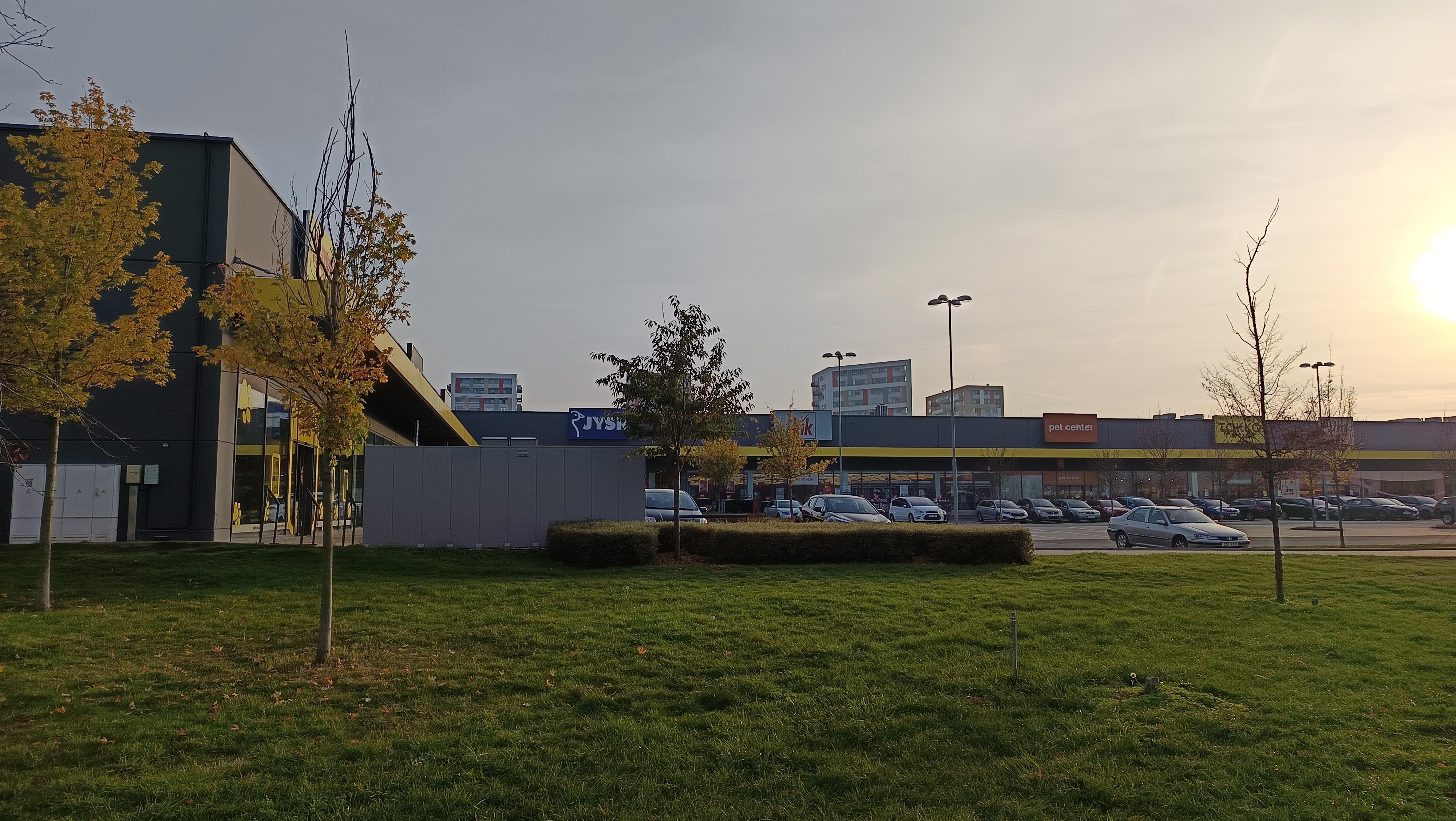 STOP SHOP Horní Měcholupy foto 5