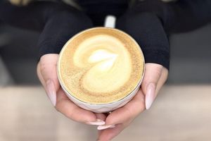 Firemní grafika Pražírna kávy KÁVA MONRO