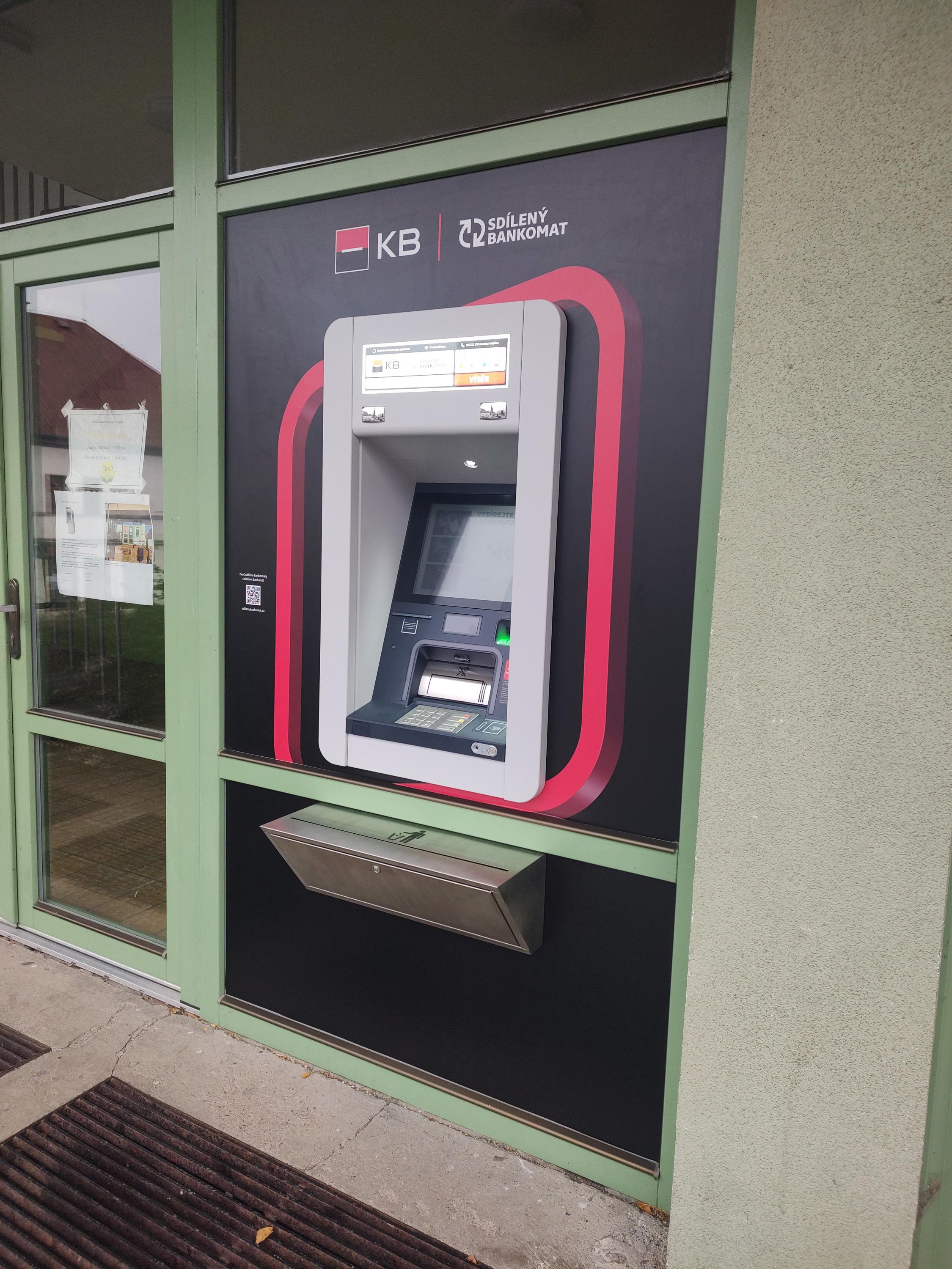 Bankomat Komerční banky foto 3