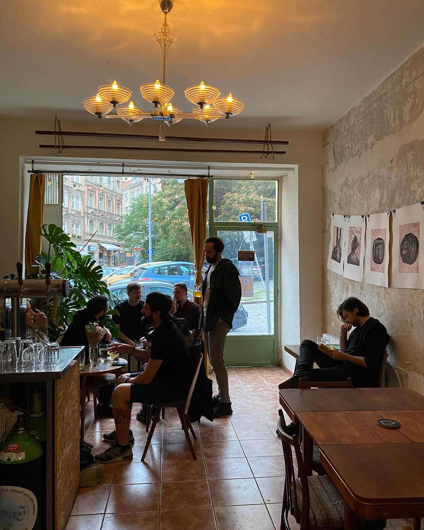 Lya Beer Café foto 2