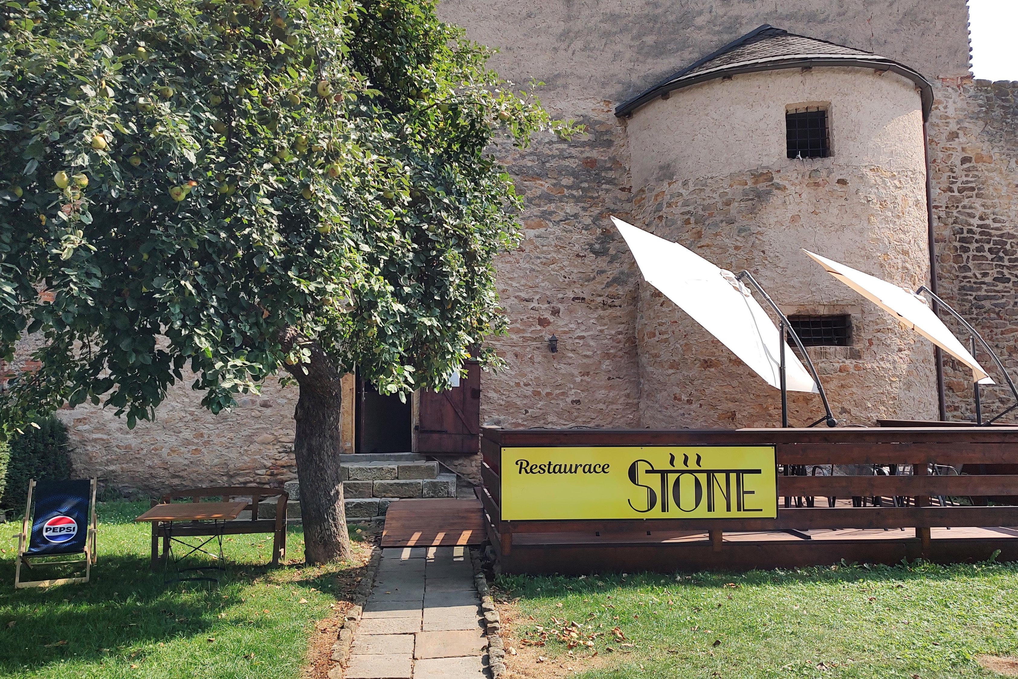 Restaurace Stone