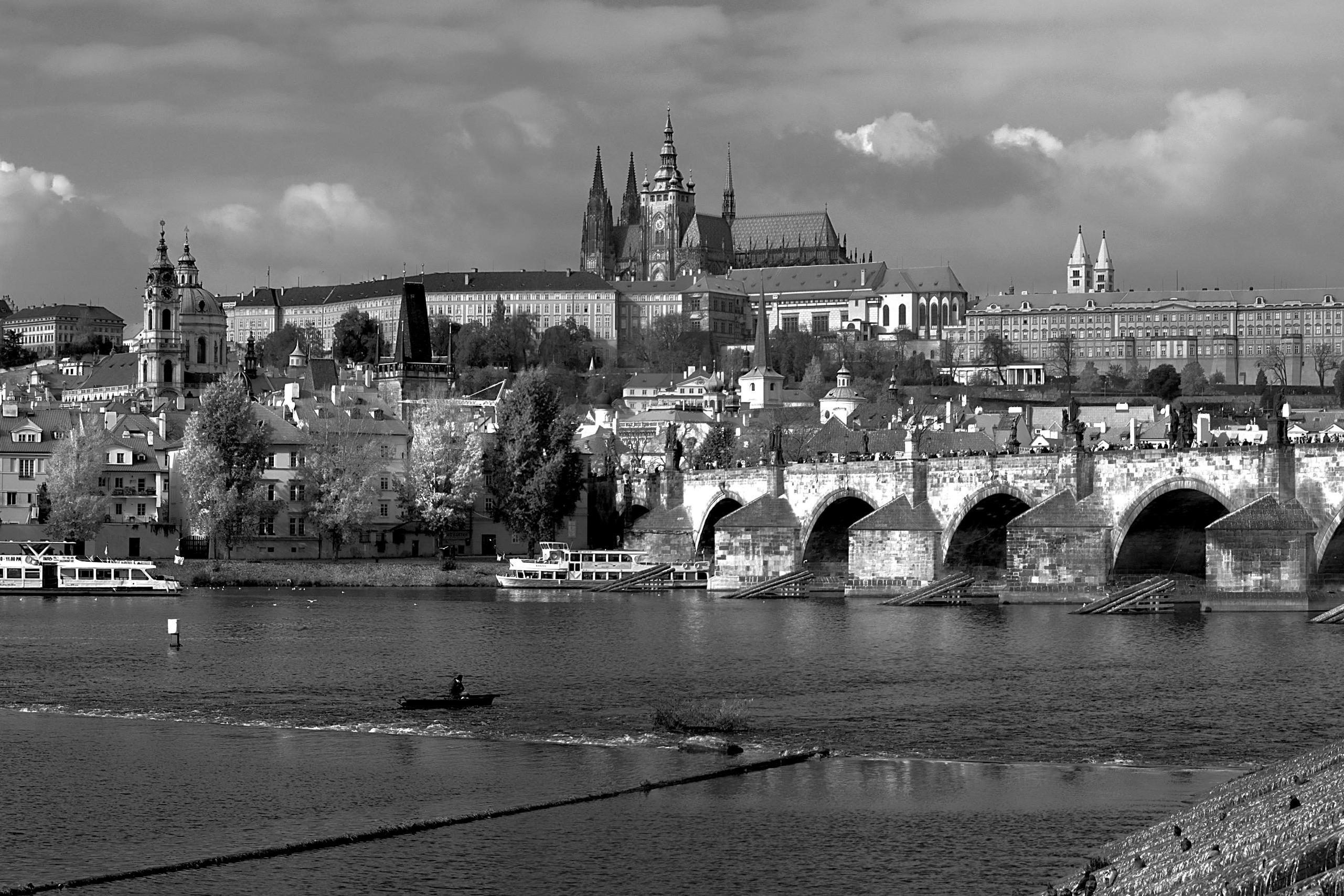 Realitní a foto agentura TÓN