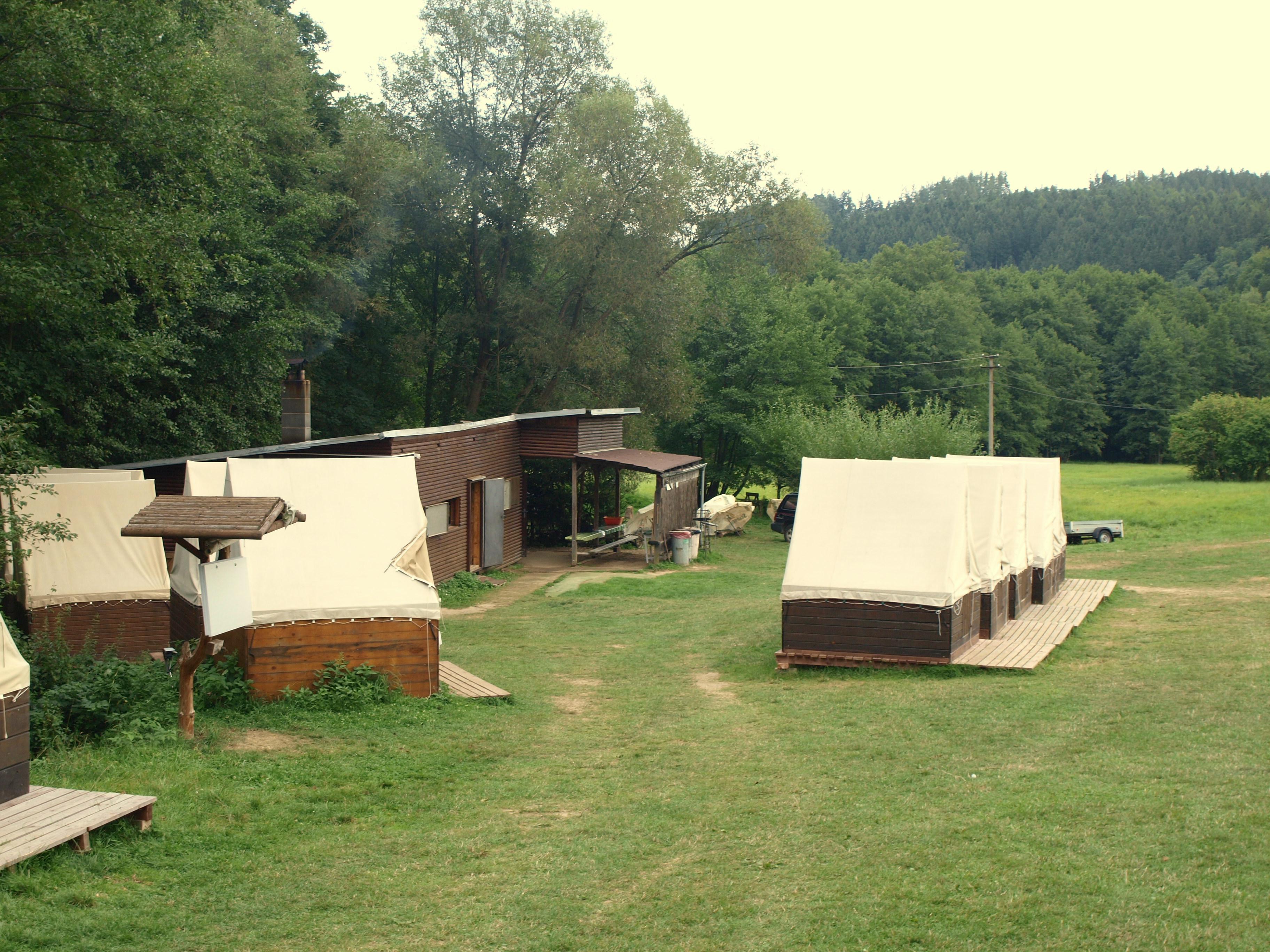 Táborová základna Vlčková - Tuláci Zlín foto 2