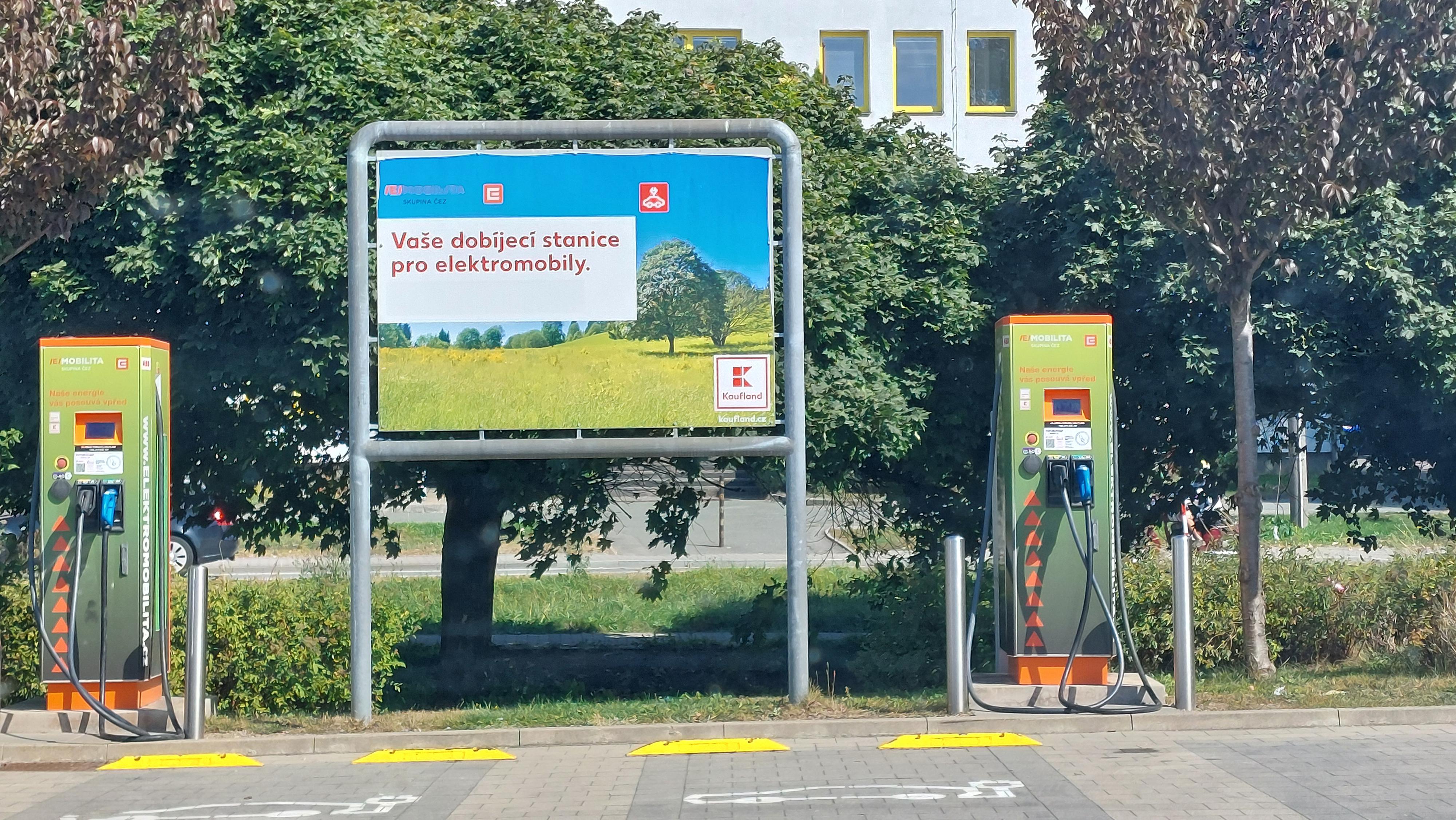 Nabíjecí stanice ČEZ foto 4