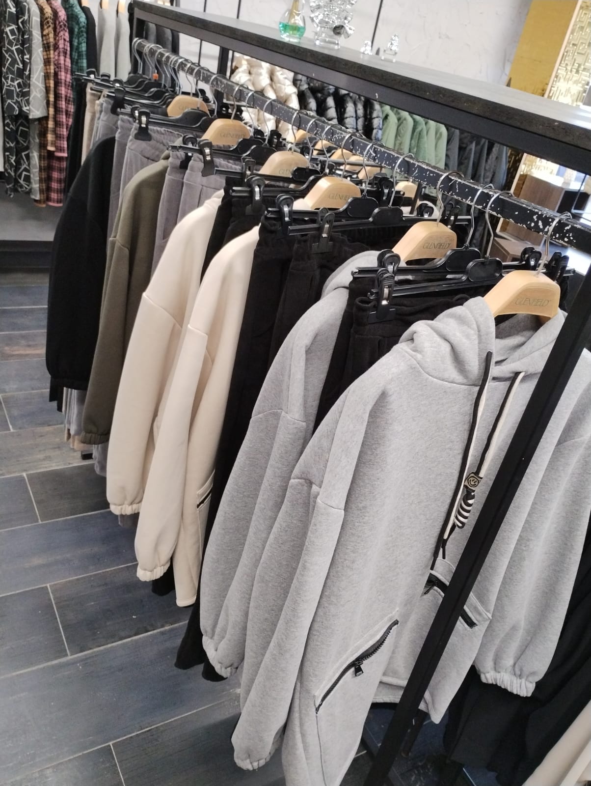 Butik s italskou módou foto 2