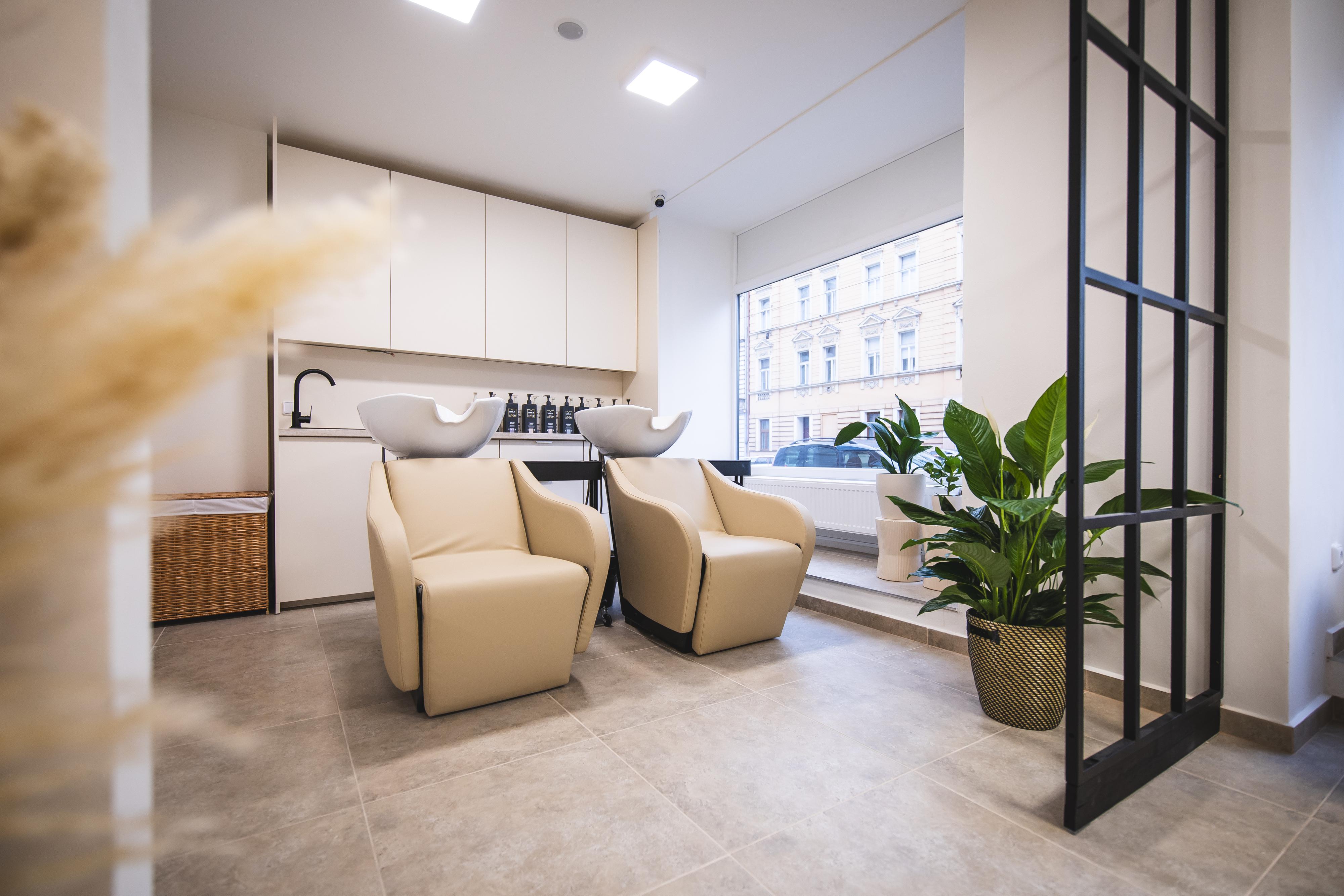 Jana Košumberská - HAIR STUDIO foto 2