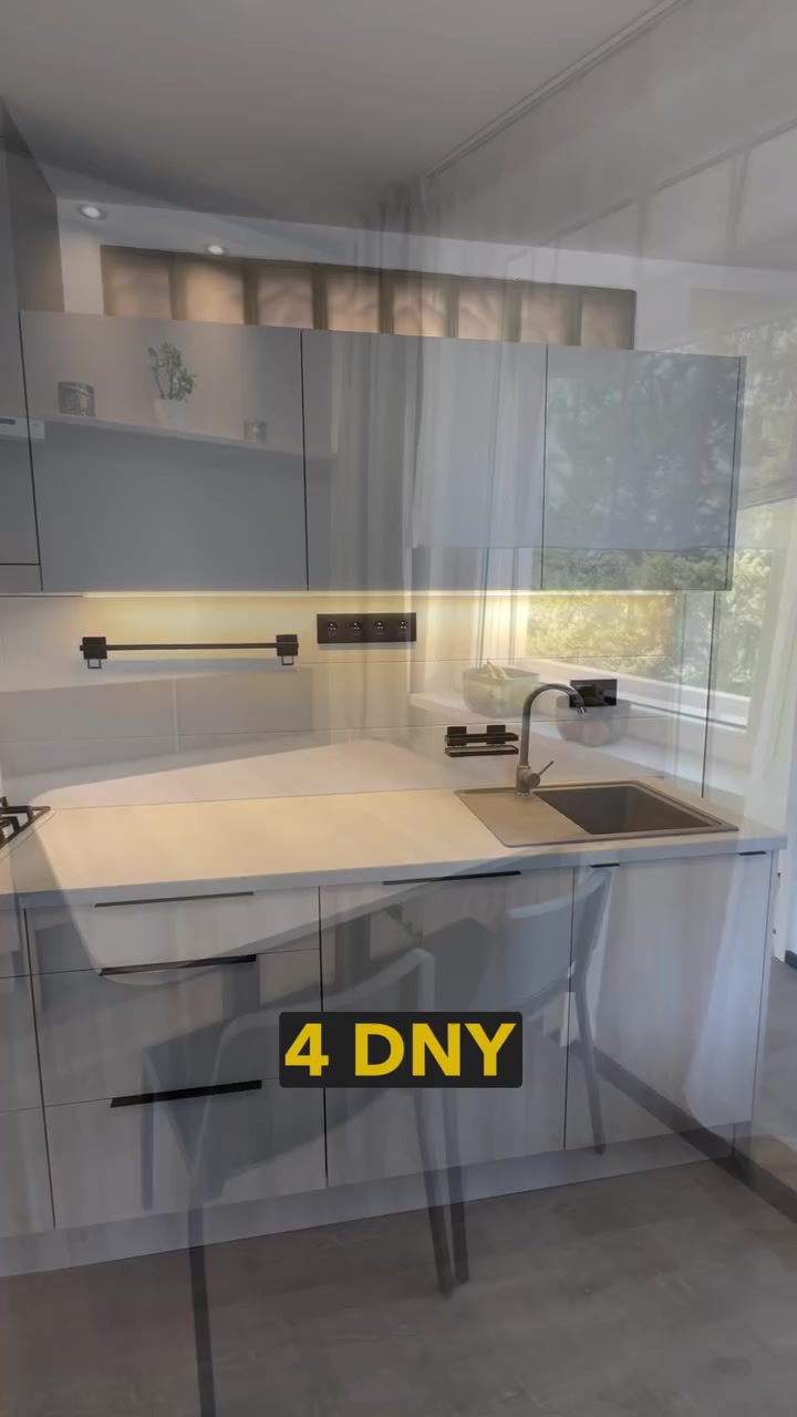 Bc. Petr Novotný DiS. - Váš realitní makléř RE/MAX Permanentia foto 2 (náhled videa)