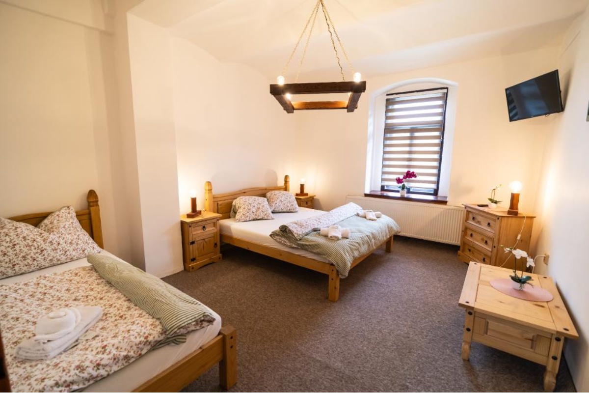 Ubytování na hradě Vildštejn