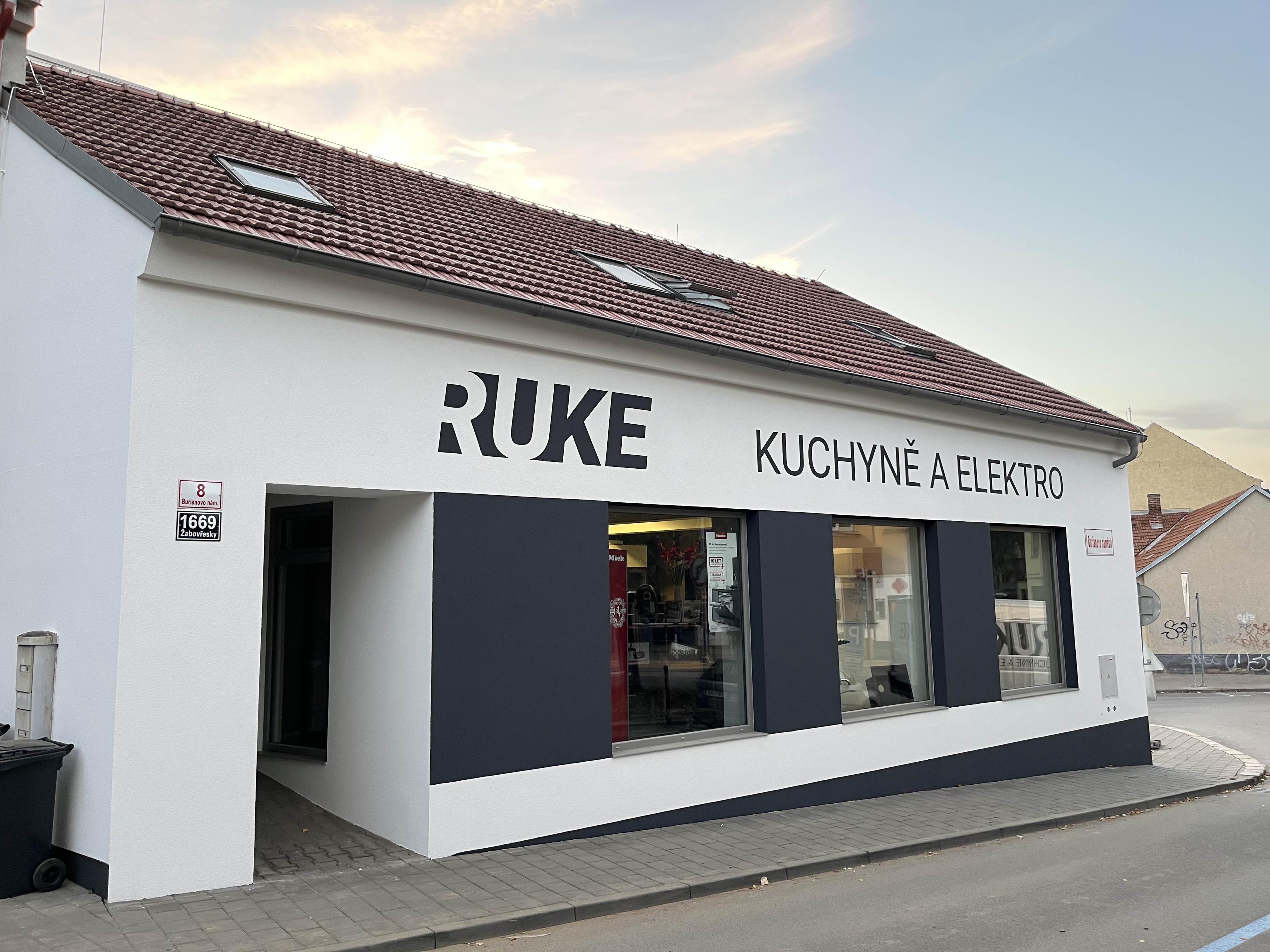 RUKE KUCHYNĚ, ELEKTRO foto 5